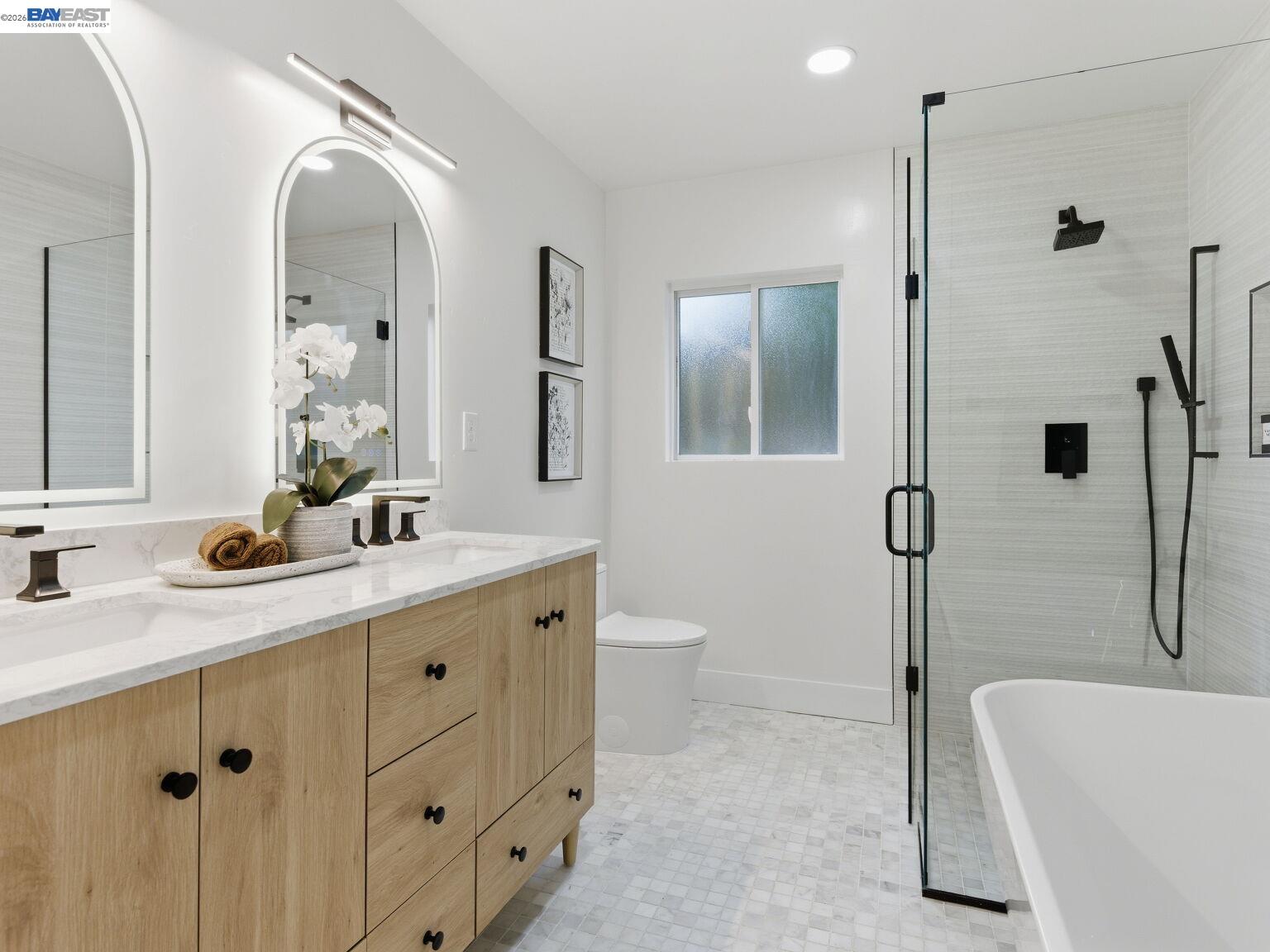 Detail Gallery Image 5 of 60 For 51 Franciscan Way, Kensington,  CA 94707 - 4 Beds | 3 Baths