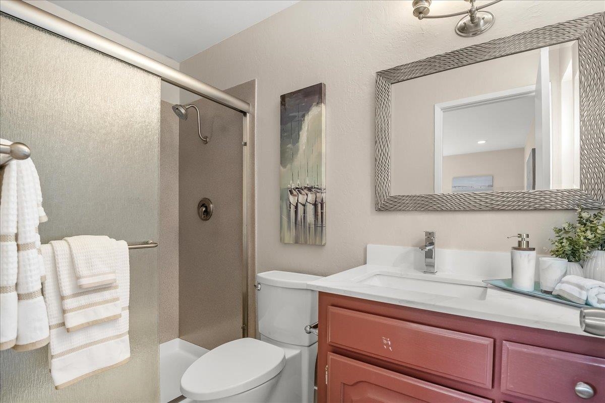 Detail Gallery Image 16 of 29 For 5030 Chelsea Dr, Newark,  CA 94560 - 3 Beds | 2 Baths