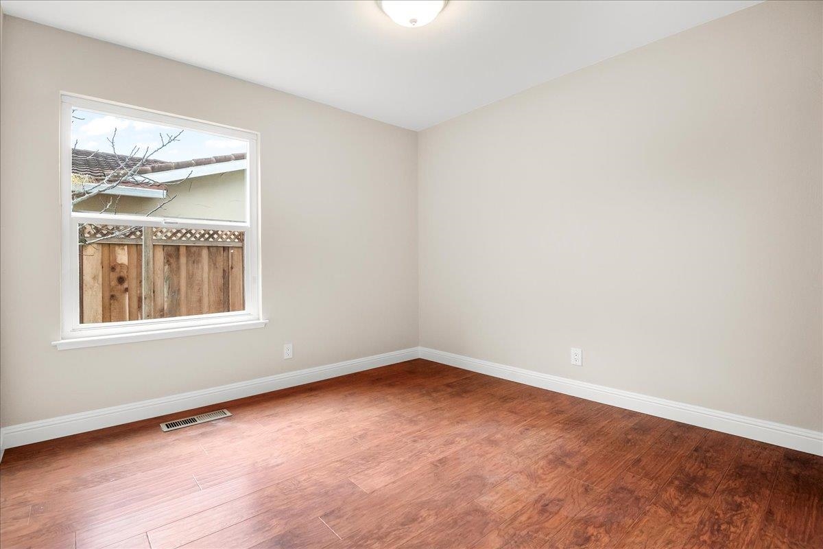 Detail Gallery Image 19 of 29 For 5030 Chelsea Dr, Newark,  CA 94560 - 3 Beds | 2 Baths