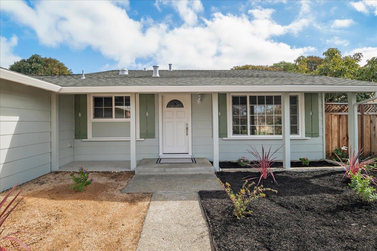 Detail Gallery Image 3 of 29 For 5030 Chelsea Dr, Newark,  CA 94560 - 3 Beds | 2 Baths