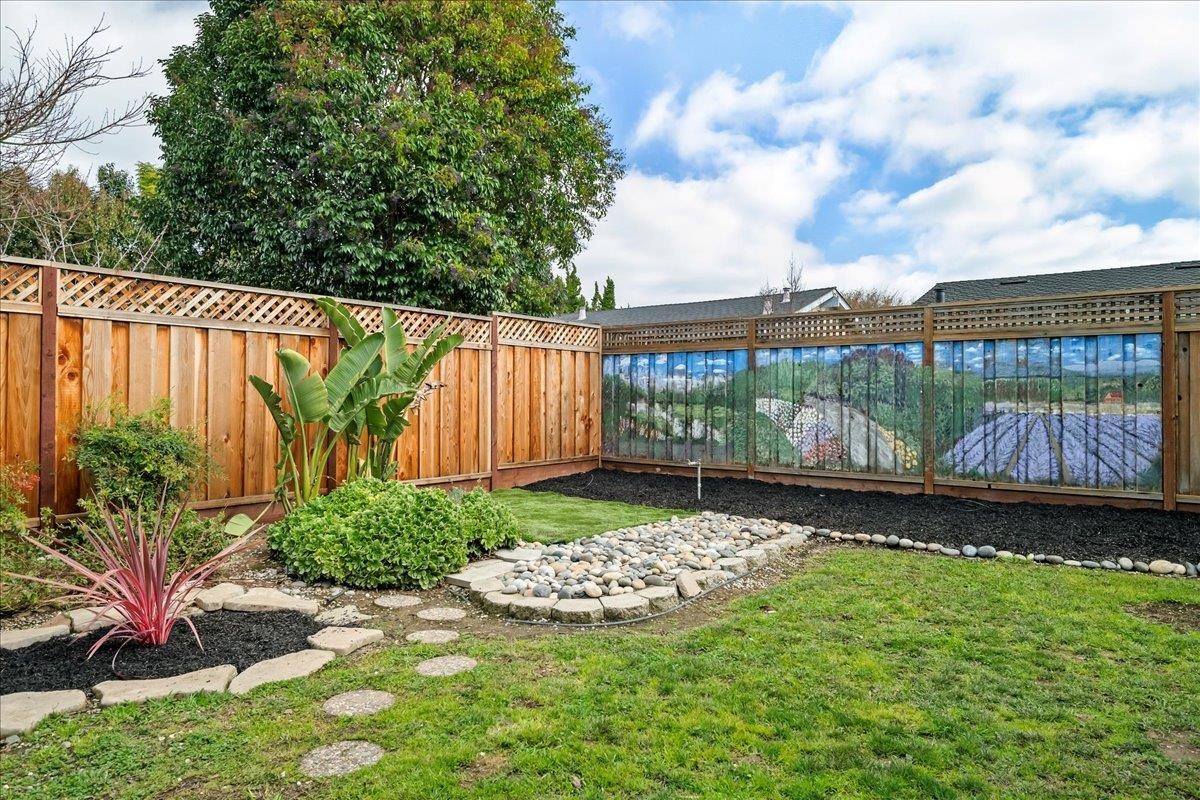 Detail Gallery Image 24 of 29 For 5030 Chelsea Dr, Newark,  CA 94560 - 3 Beds | 2 Baths