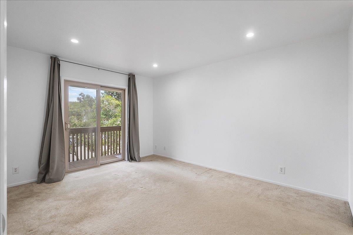 Detail Gallery Image 14 of 25 For 1141 Verdemar Dr, Alameda,  CA 94502 - 4 Beds | 2/1 Baths