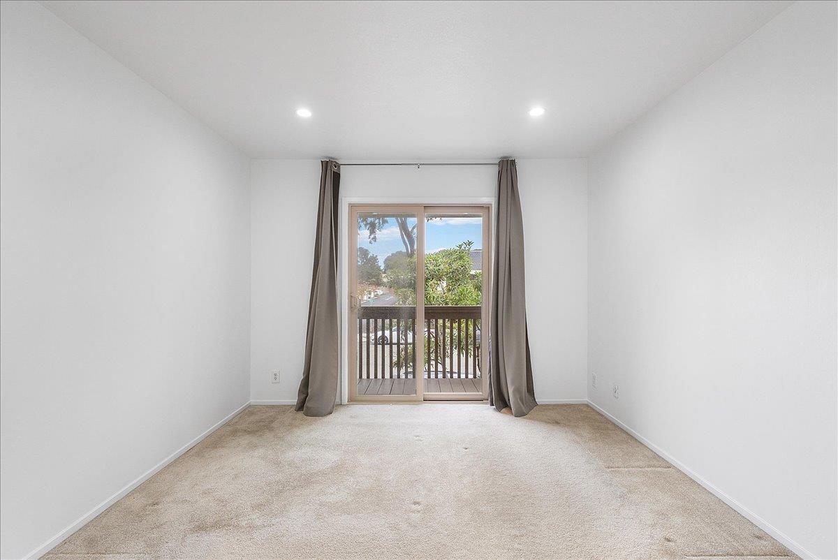 Detail Gallery Image 15 of 25 For 1141 Verdemar Dr, Alameda,  CA 94502 - 4 Beds | 2/1 Baths