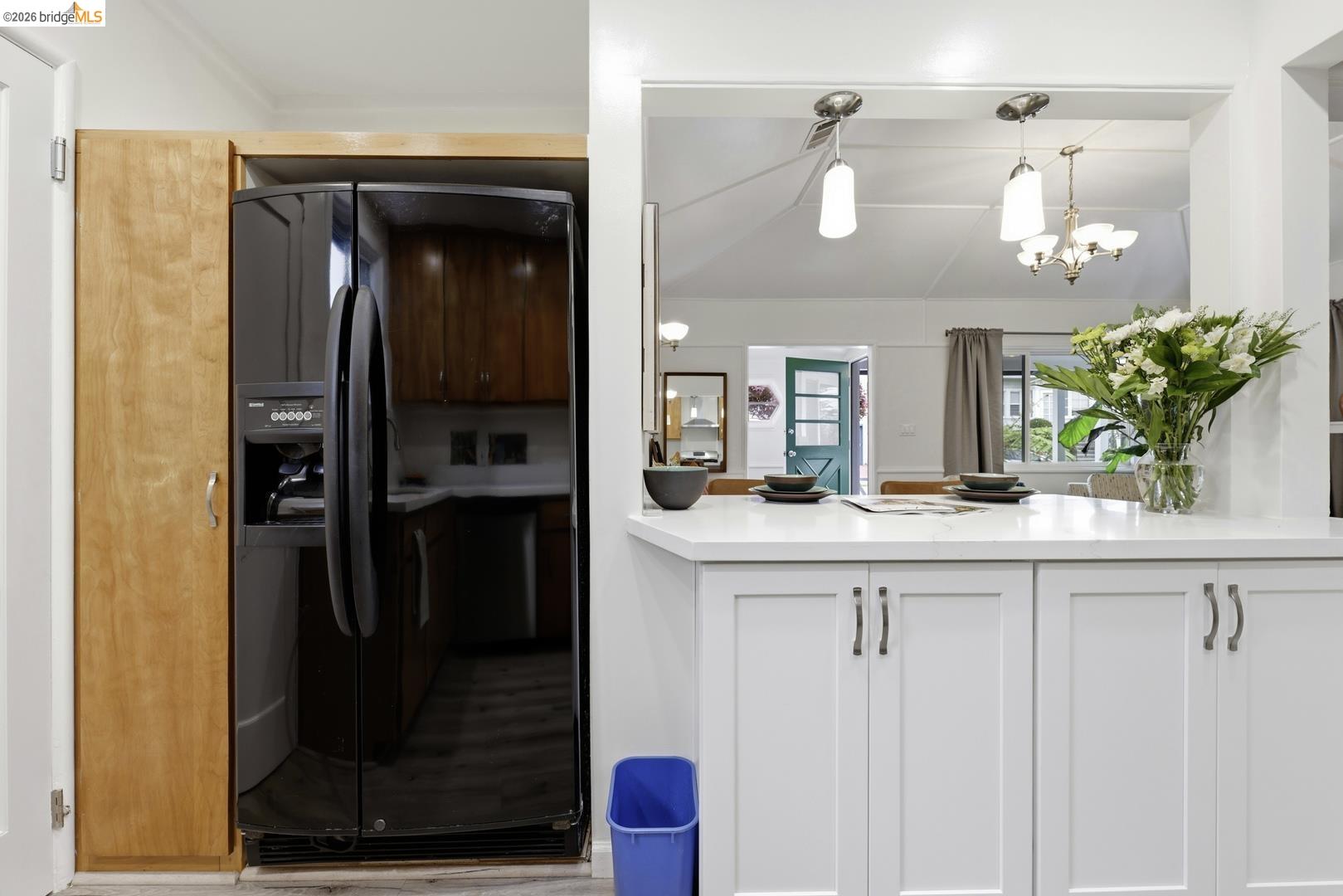 Detail Gallery Image 12 of 41 For 946 Kains Ave, Albany,  CA 94706 - 4 Beds | 2/1 Baths