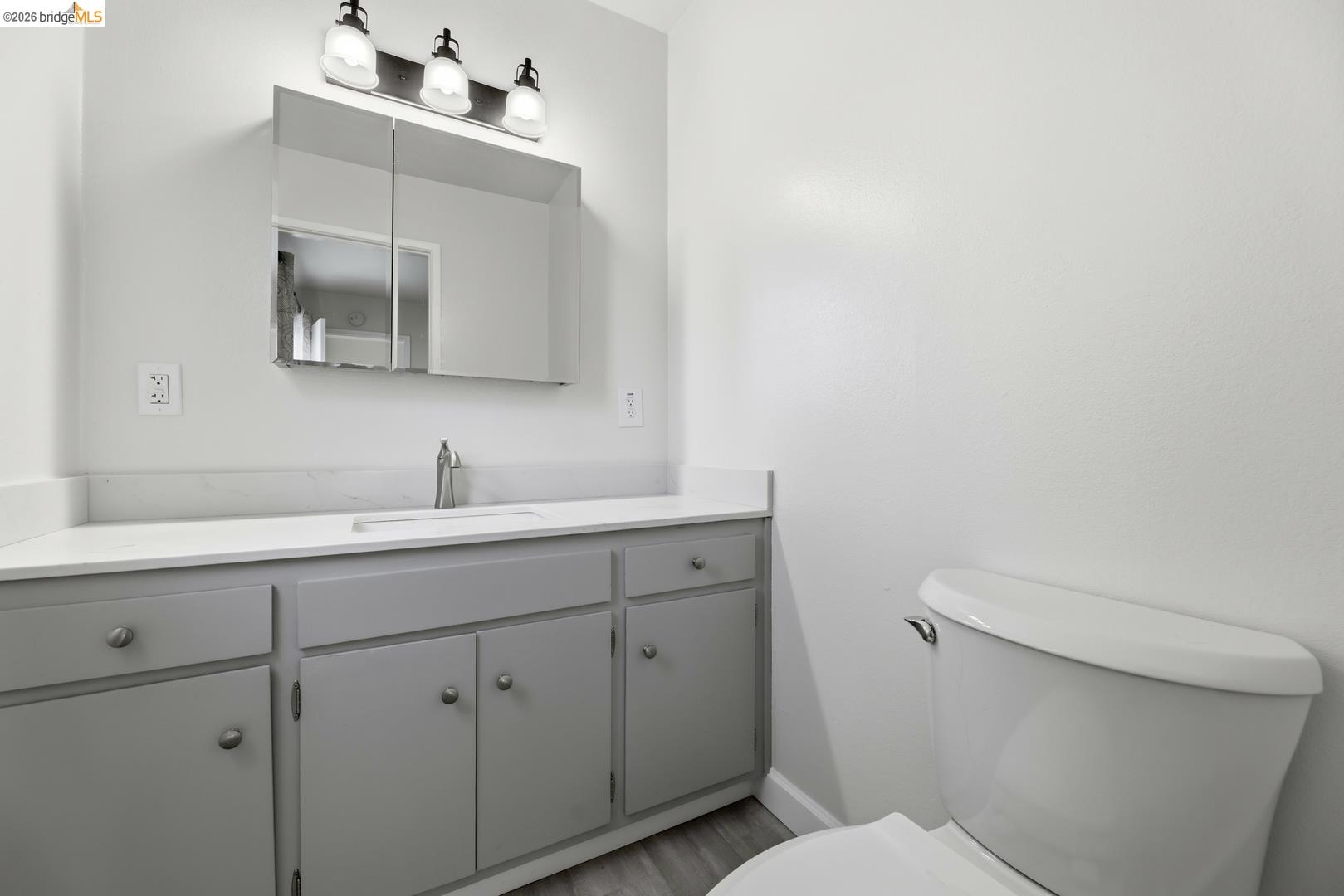 Detail Gallery Image 33 of 41 For 946 Kains Ave, Albany,  CA 94706 - 4 Beds | 2/1 Baths