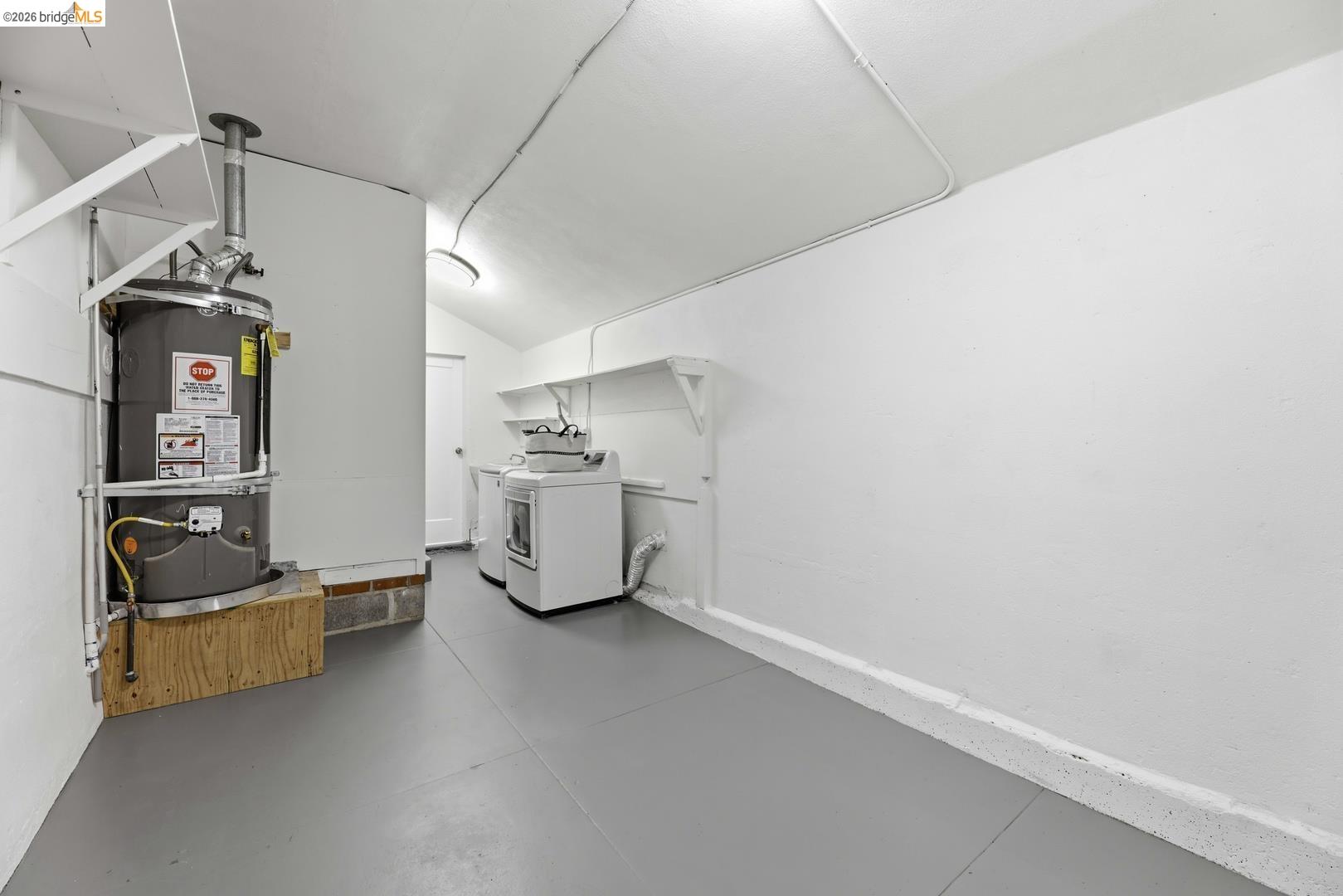 Detail Gallery Image 36 of 41 For 946 Kains Ave, Albany,  CA 94706 - 4 Beds | 2/1 Baths