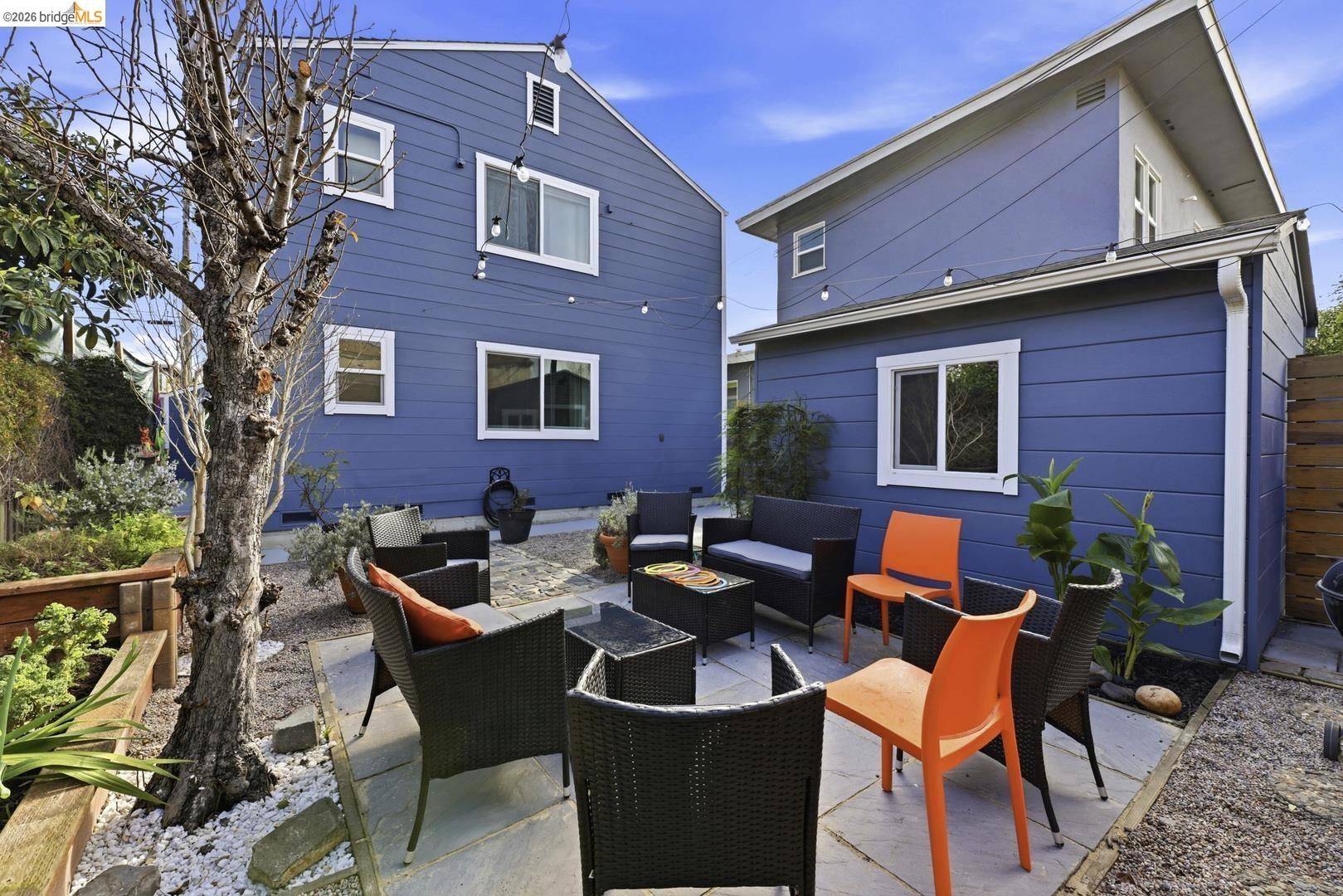 Detail Gallery Image 41 of 41 For 946 Kains Ave, Albany,  CA 94706 - 4 Beds | 2/1 Baths