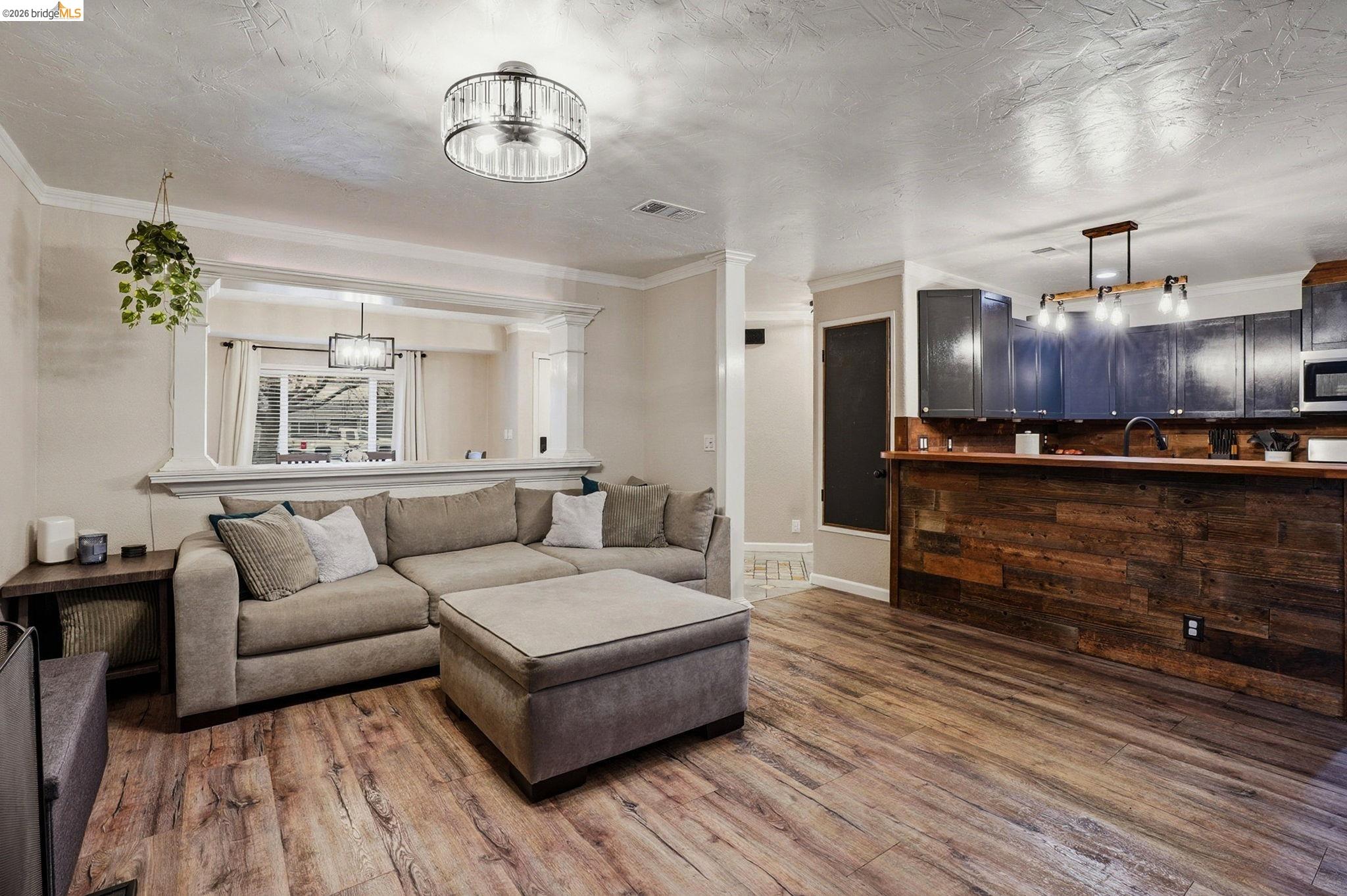 Detail Gallery Image 12 of 33 For 23 Shasta Dr, Rio Vista,  CA 94571-1511 - 3 Beds | 2 Baths