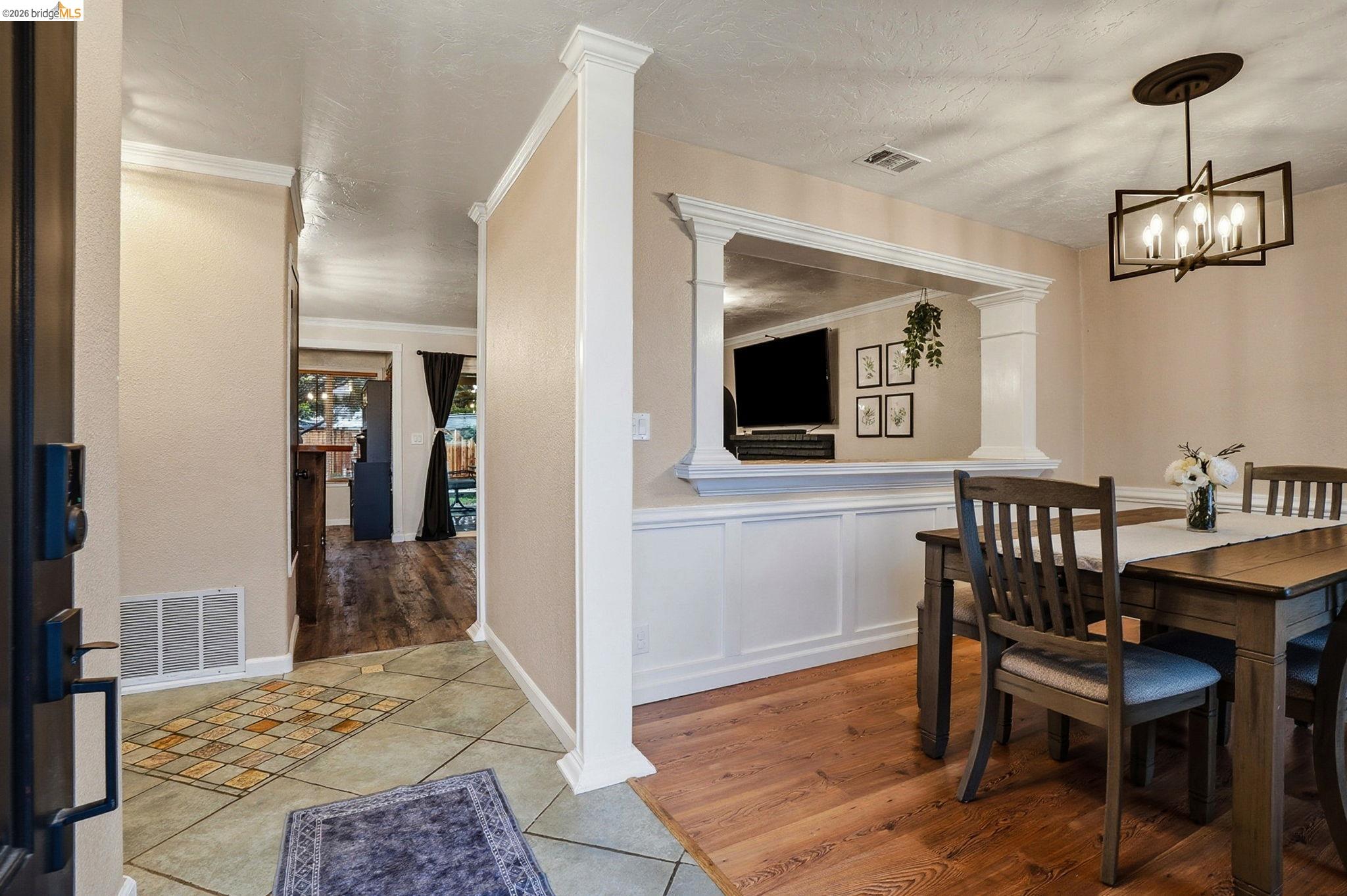 Detail Gallery Image 9 of 33 For 23 Shasta Dr, Rio Vista,  CA 94571-1511 - 3 Beds | 2 Baths