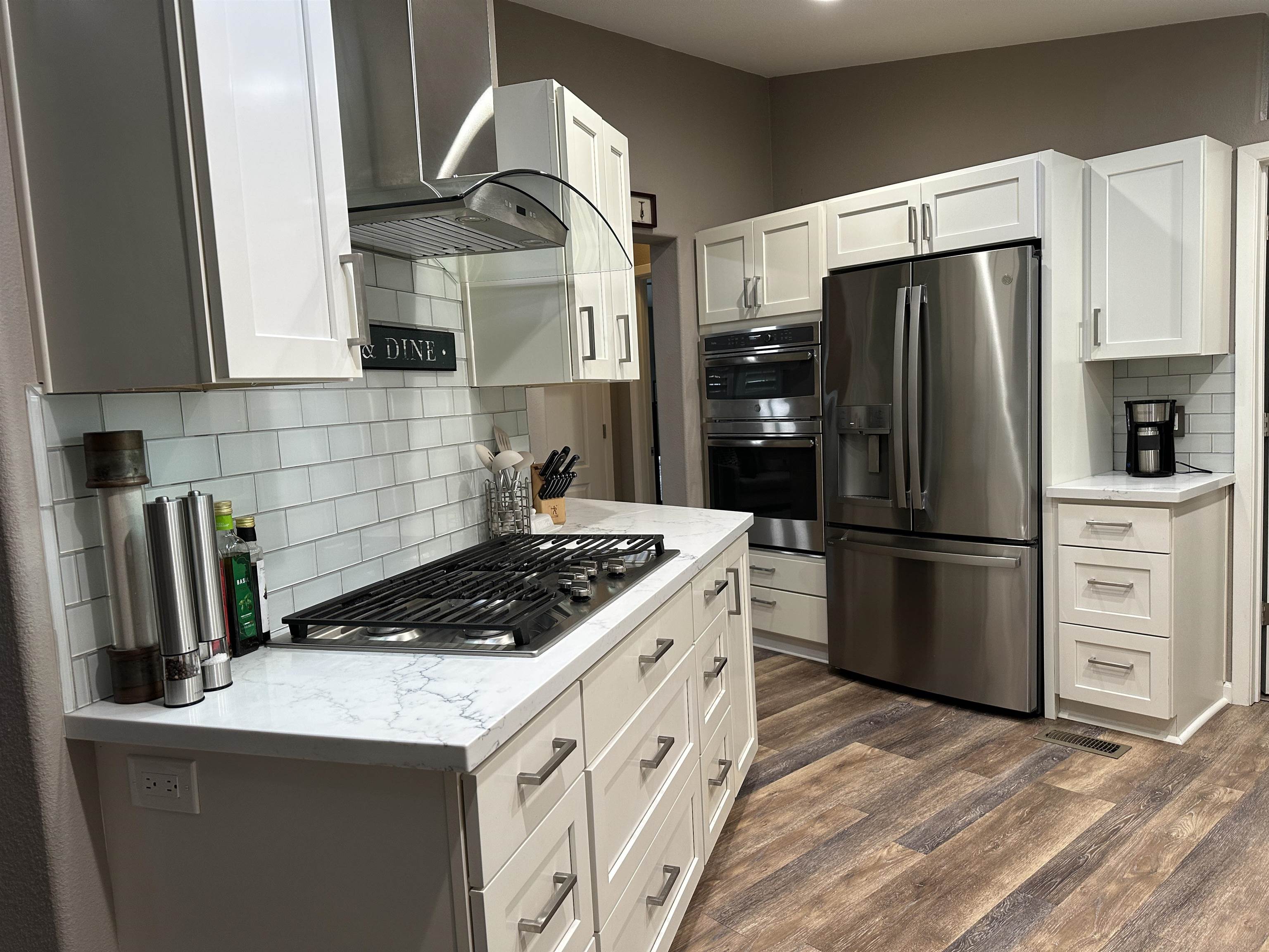 Detail Gallery Image 11 of 36 For 29424 Providence Way, Hayward,  CA 94544 - 3 Beds | 2 Baths