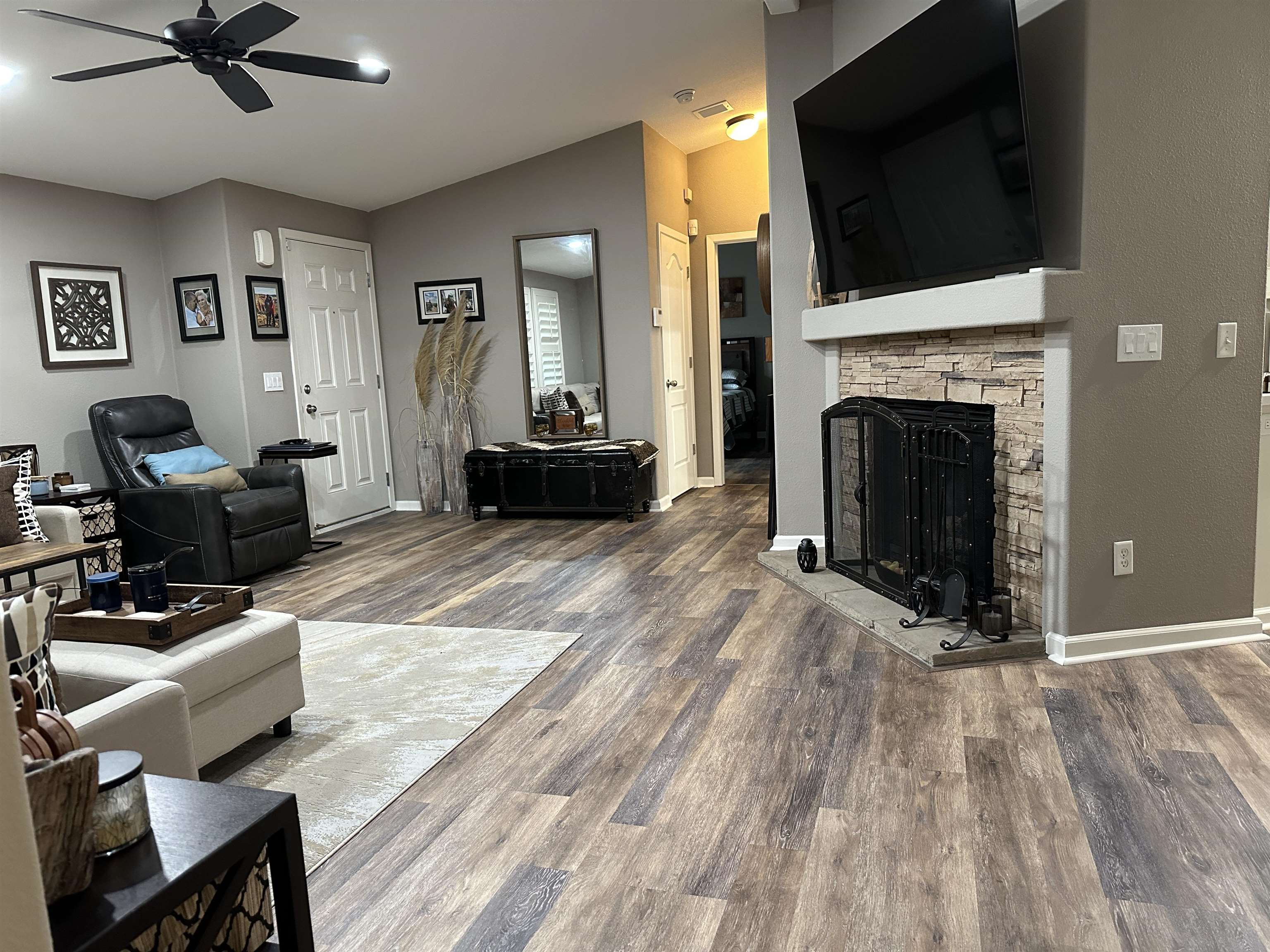 Detail Gallery Image 8 of 36 For 29424 Providence Way, Hayward,  CA 94544 - 3 Beds | 2 Baths