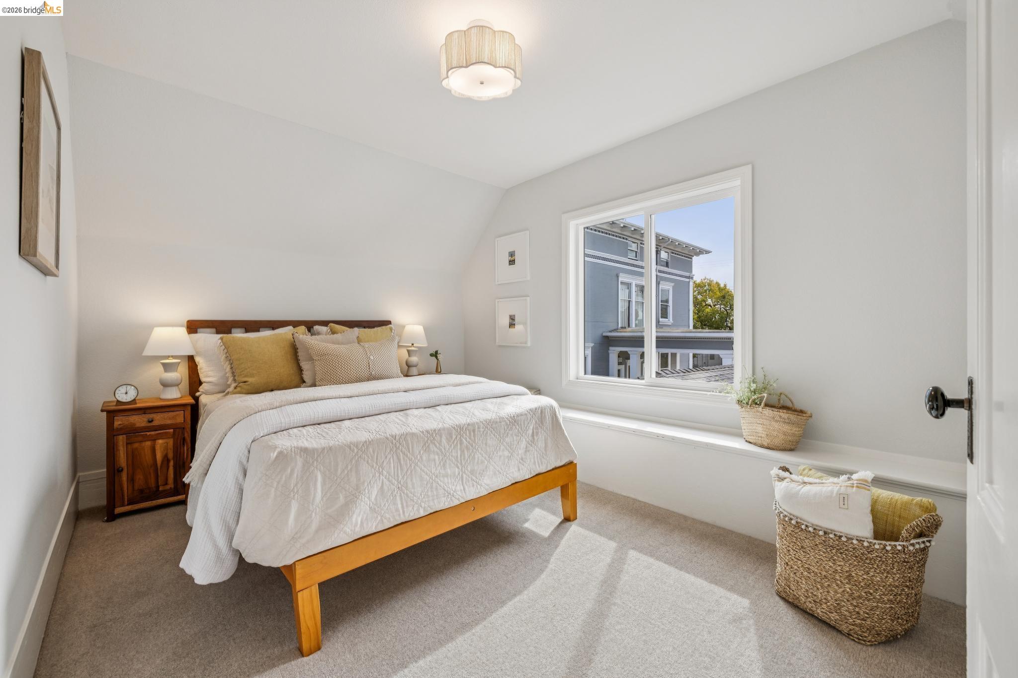 Detail Gallery Image 46 of 59 For 15 Olive Ave, Piedmont,  CA 94611 - – Beds | – Baths