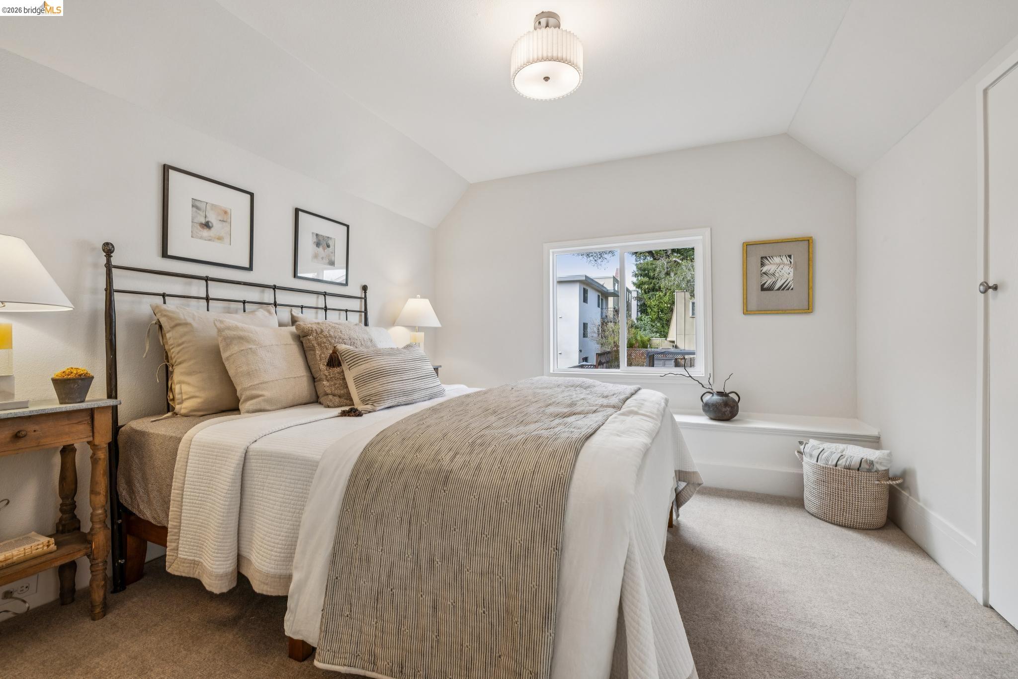 Detail Gallery Image 48 of 59 For 15 Olive Ave, Piedmont,  CA 94611 - – Beds | – Baths