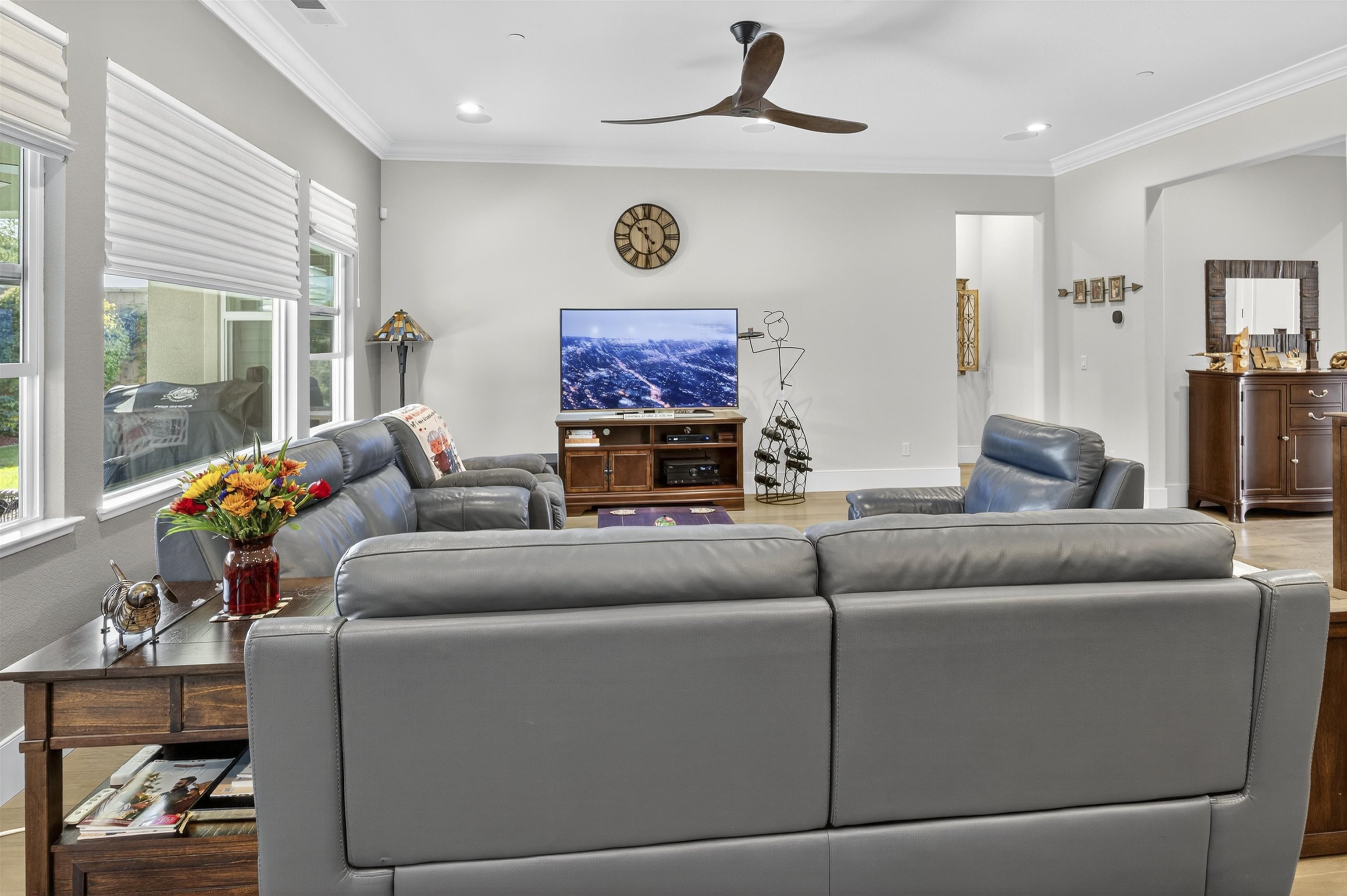 Detail Gallery Image 18 of 47 For 1560 Empire, Lodi,  CA 95242 - 3 Beds | 3 Baths