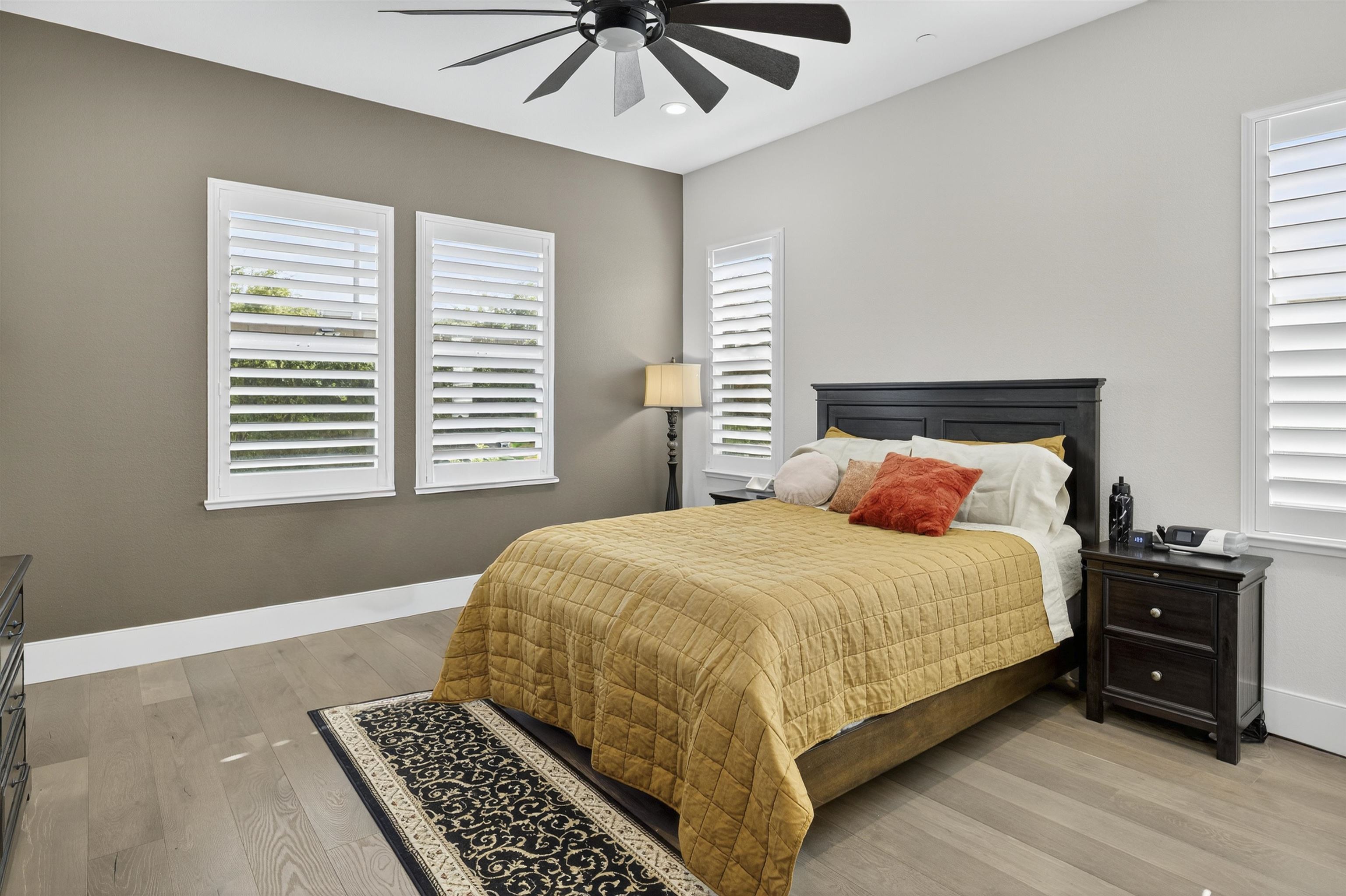 Detail Gallery Image 24 of 47 For 1560 Empire, Lodi,  CA 95242 - 3 Beds | 3 Baths