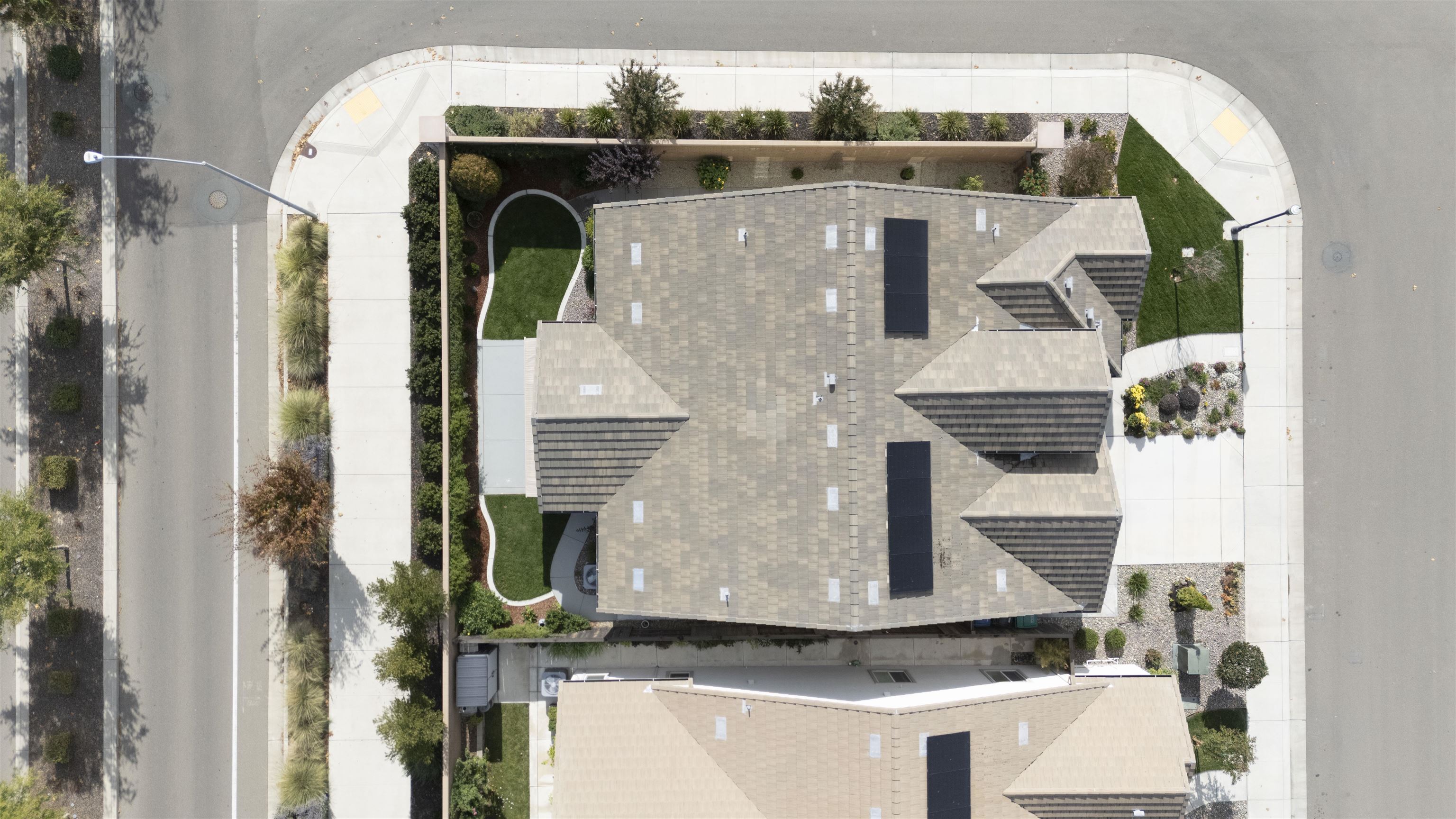 Detail Gallery Image 47 of 47 For 1560 Empire, Lodi,  CA 95242 - 3 Beds | 3 Baths