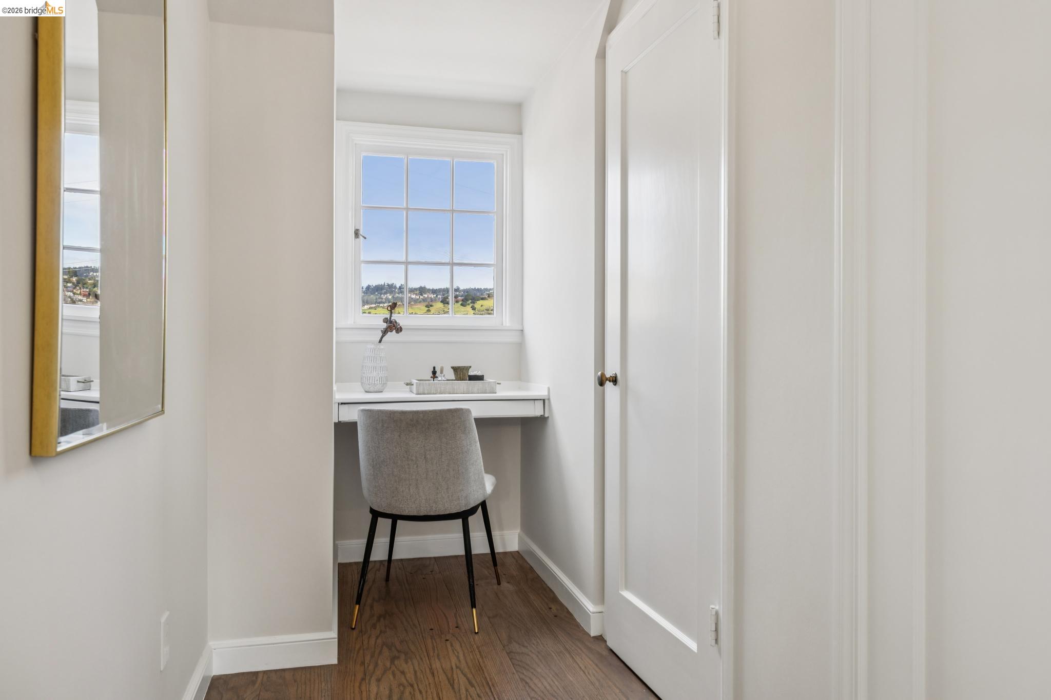 Detail Gallery Image 31 of 60 For 15 Olive Ave, Piedmont,  CA 94611 - 5 Beds | 4/1 Baths