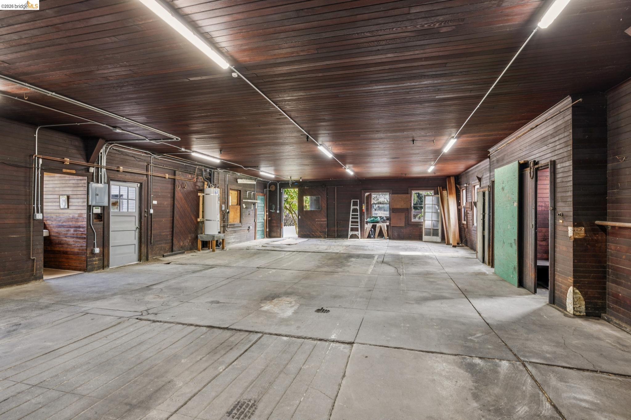 Detail Gallery Image 51 of 60 For 15 Olive Ave, Piedmont,  CA 94611 - 5 Beds | 4/1 Baths