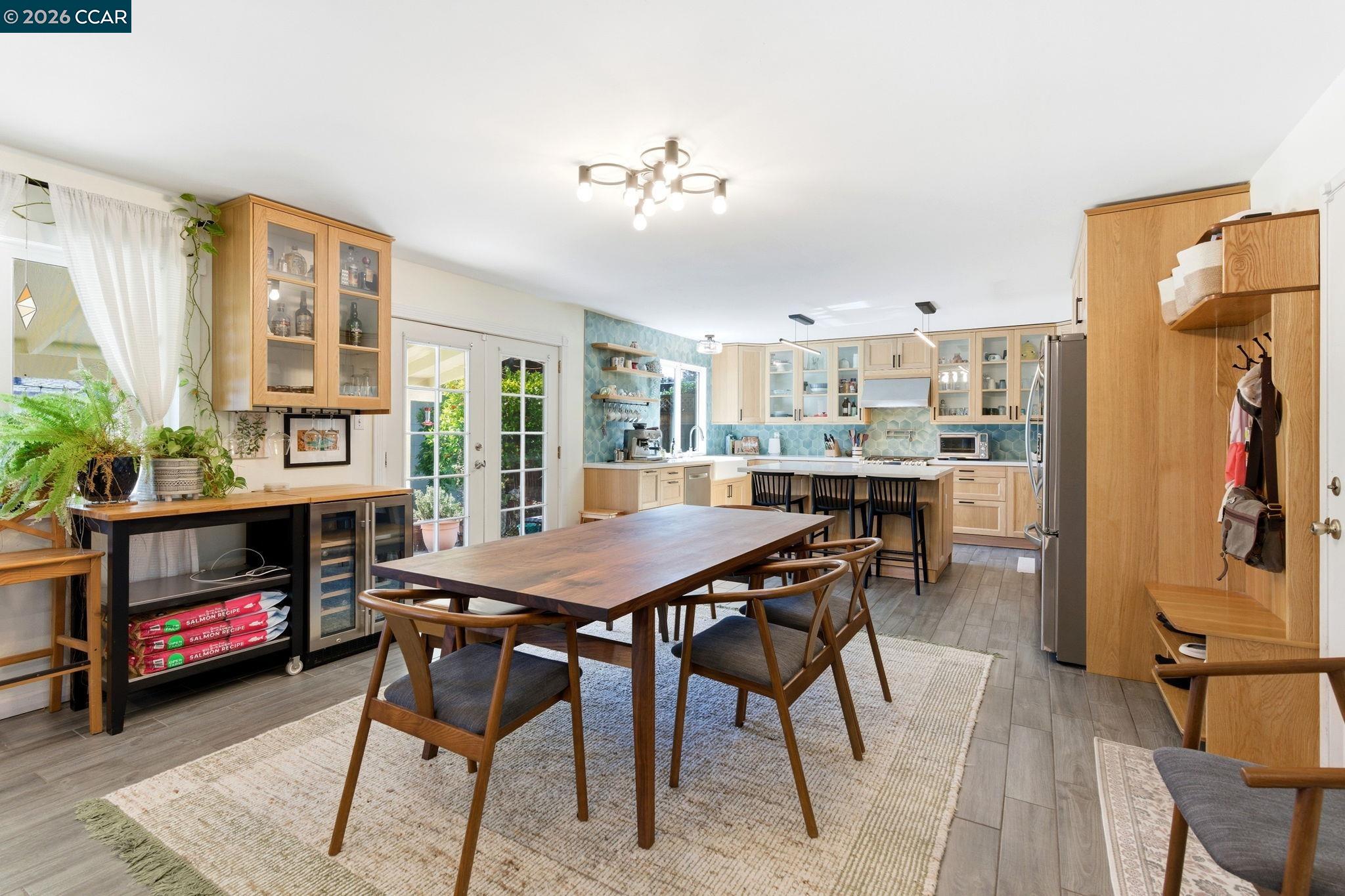 Detail Gallery Image 23 of 60 For 1194 Ventura Dr, Pittsburg,  CA 94565 - 3 Beds | 2 Baths