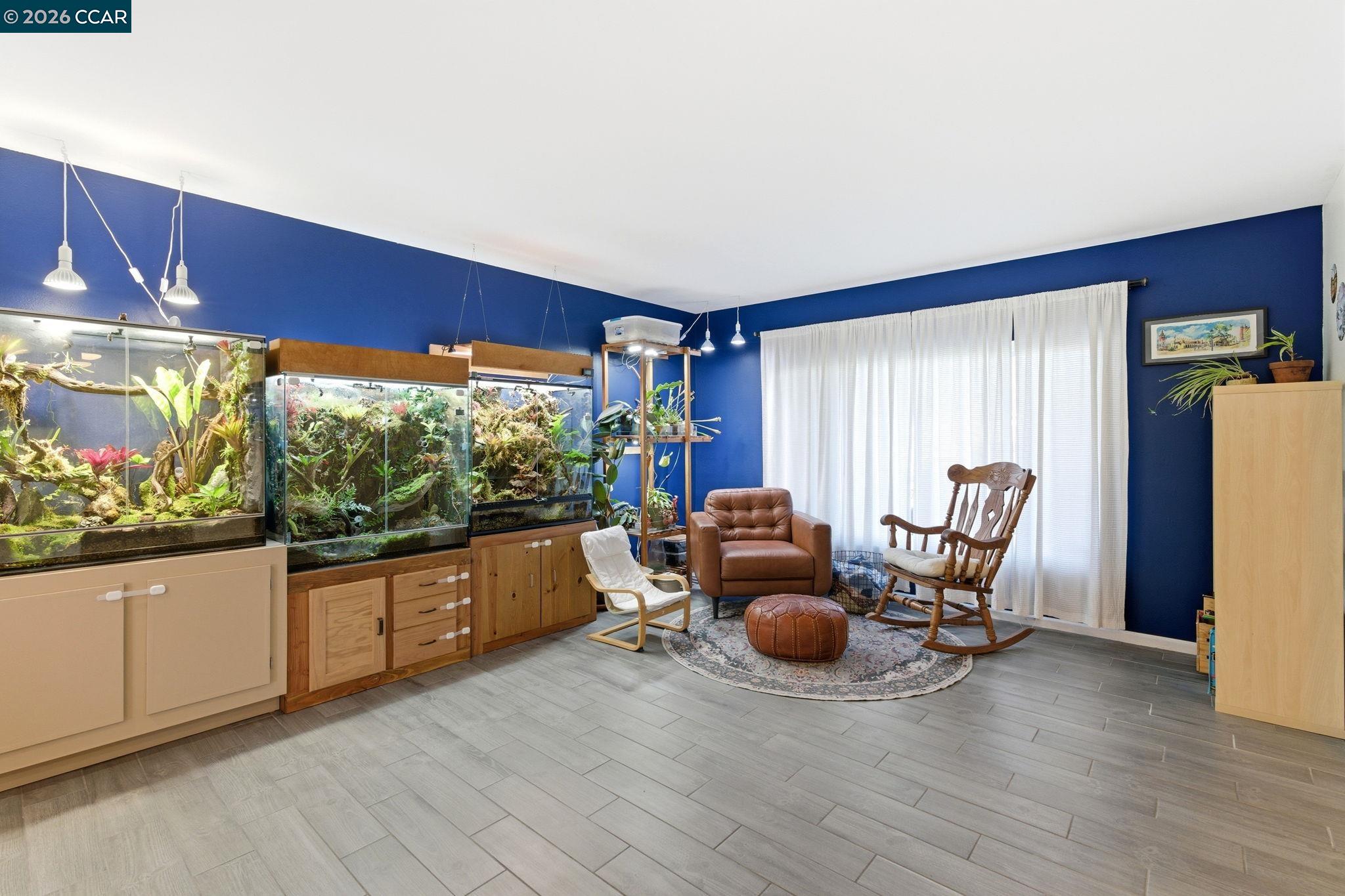 Detail Gallery Image 25 of 60 For 1194 Ventura Dr, Pittsburg,  CA 94565 - 3 Beds | 2 Baths