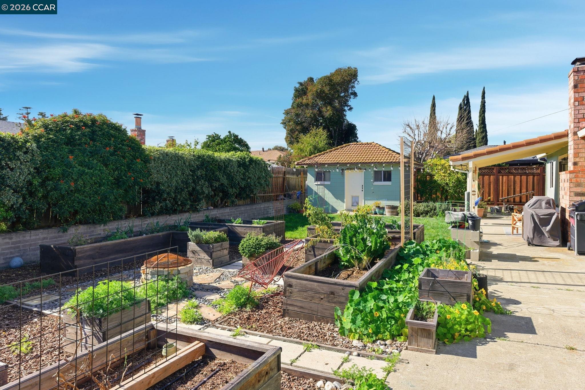 Detail Gallery Image 47 of 60 For 1194 Ventura Dr, Pittsburg,  CA 94565 - 3 Beds | 2 Baths