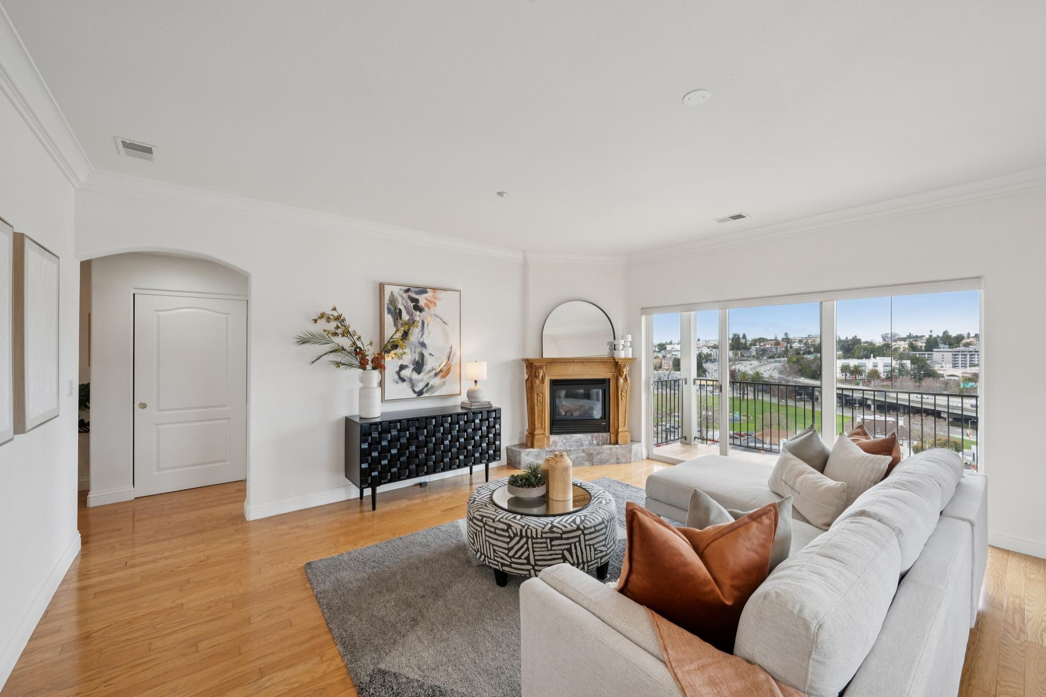 Photo #5: 41124432 Listing: Photo #5