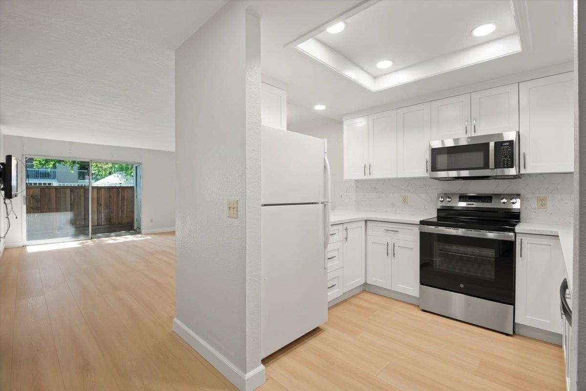 Detail Gallery Image 3 of 20 For 1446 Chateau Cmn #104,  Livermore,  CA 94550 - 2 Beds | 2 Baths