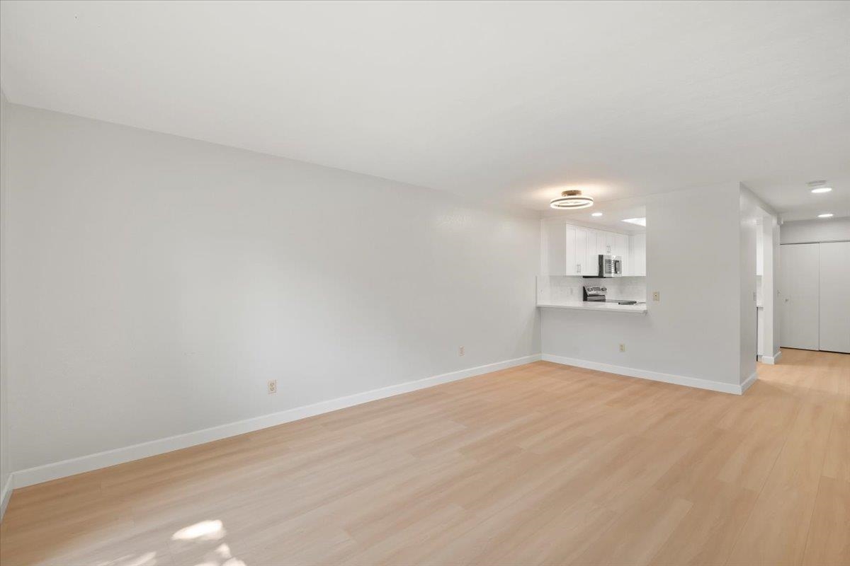 Detail Gallery Image 5 of 20 For 1446 Chateau Cmn #104,  Livermore,  CA 94550 - 2 Beds | 2 Baths