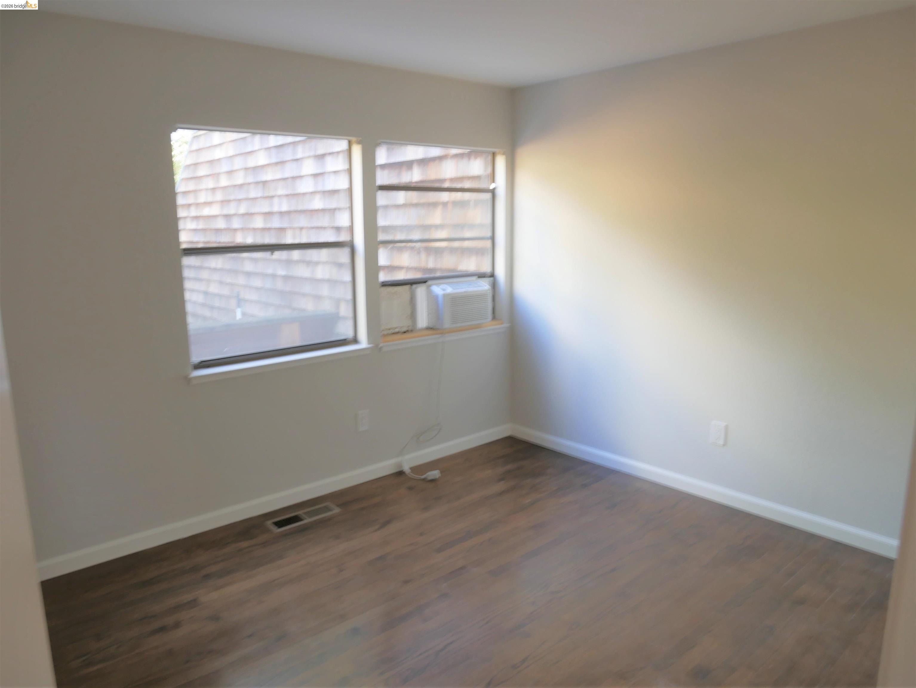 Photo #15: 41124435 Listing: Photo #15