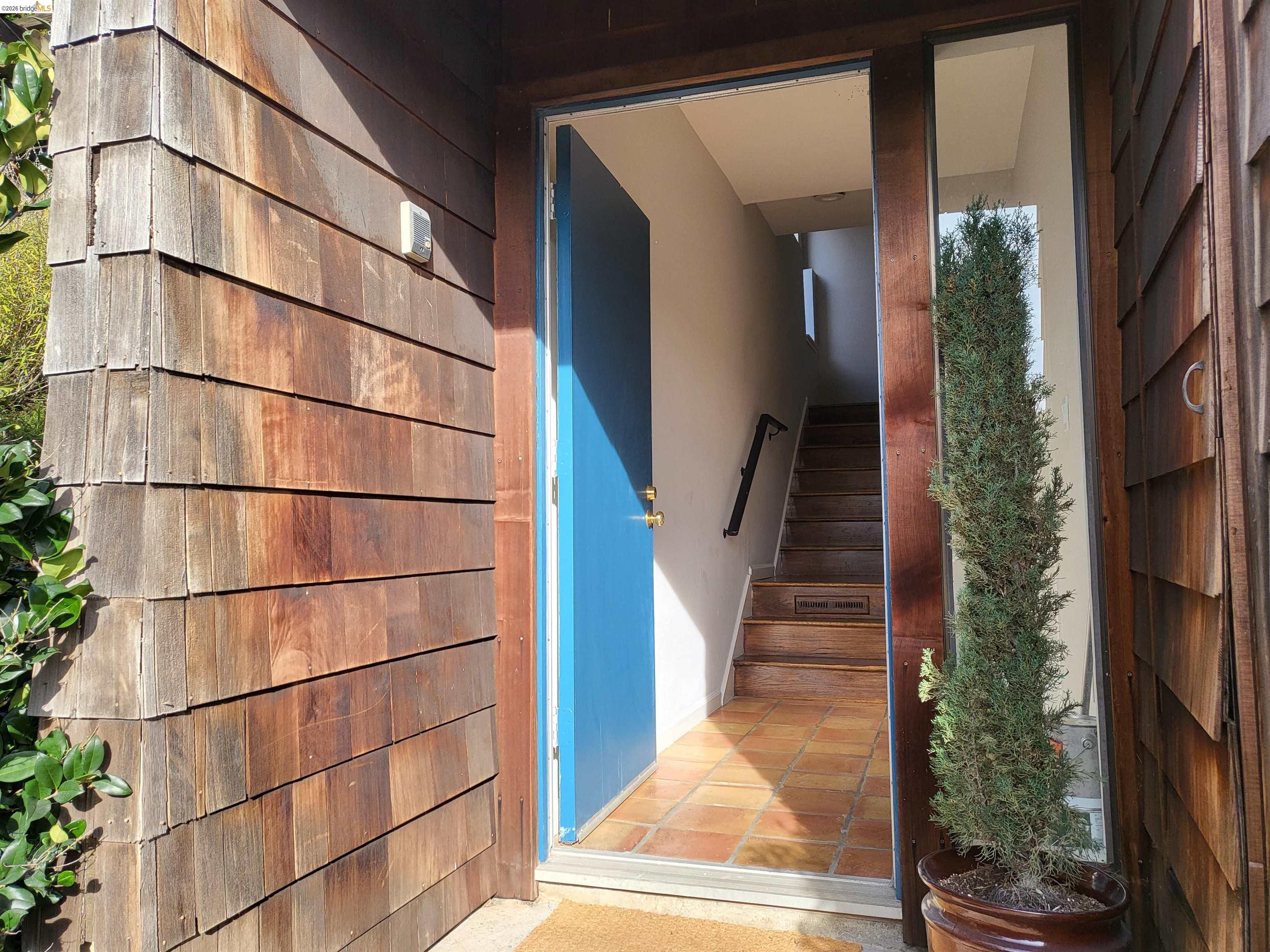 Photo #3: 41124435 Listing: Photo #3