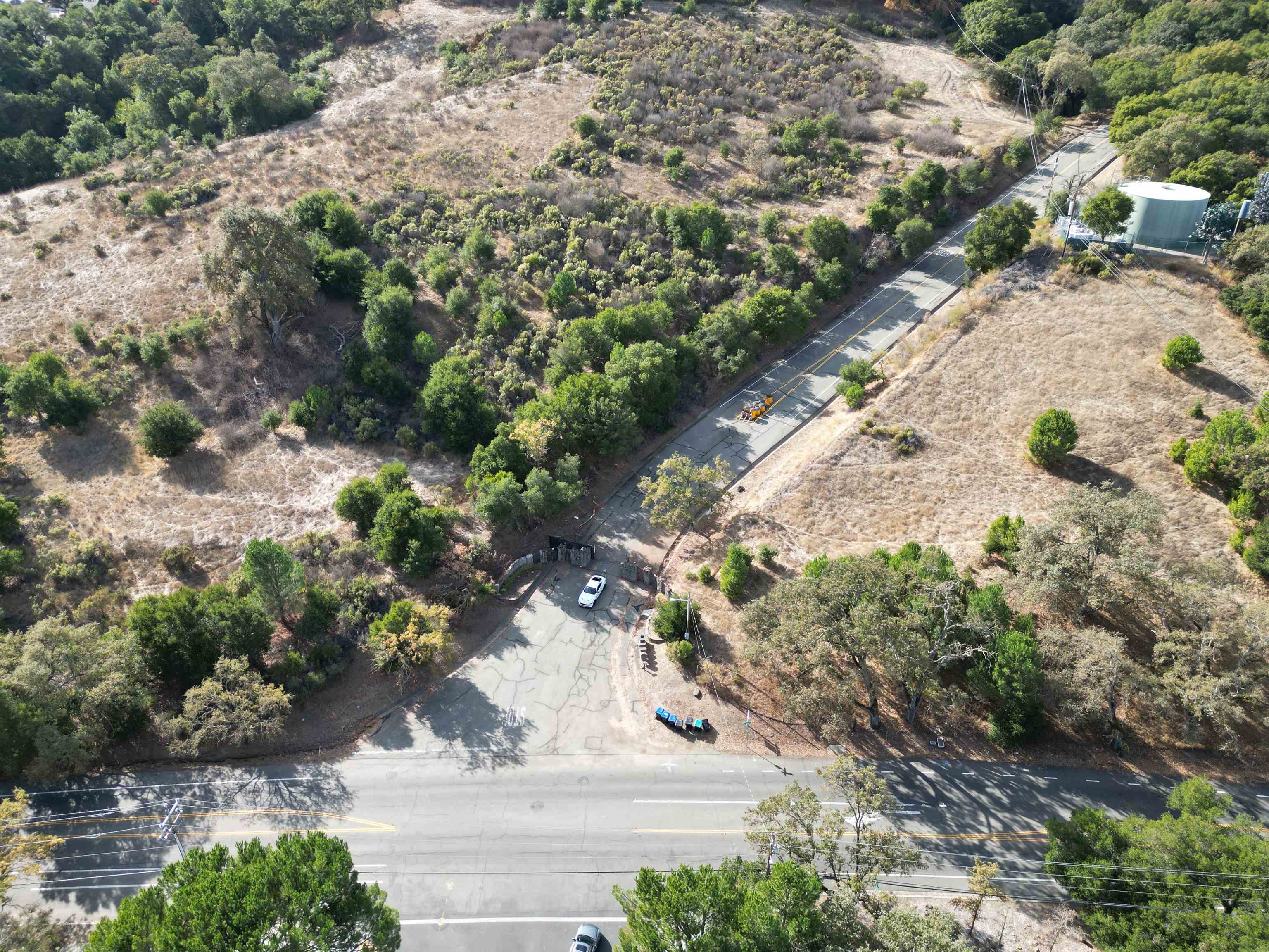 Detail Gallery Image 11 of 19 For 3984 Foothill Rd, Pleasanton,  CA 94588 - – Beds | – Baths