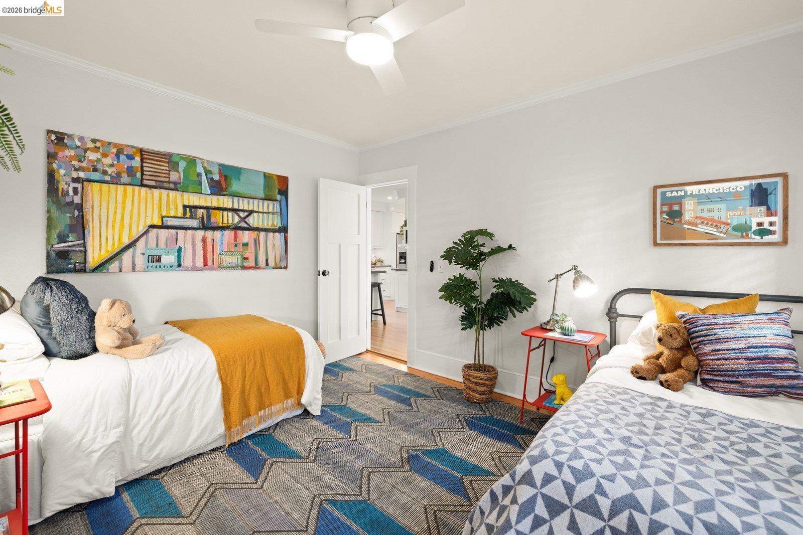 Detail Gallery Image 21 of 42 For 328 Glendale Avenue, Oakland,  CA 94618 - 3 Beds | 3 Baths