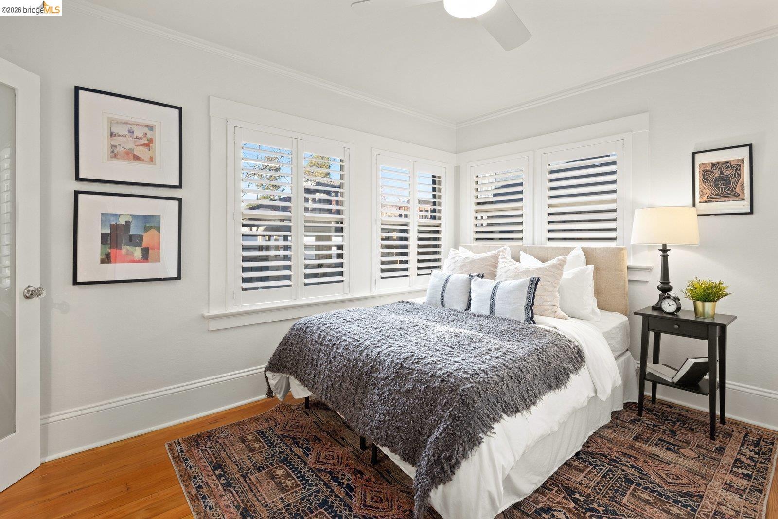 Detail Gallery Image 23 of 42 For 328 Glendale Avenue, Oakland,  CA 94618 - 3 Beds | 3 Baths