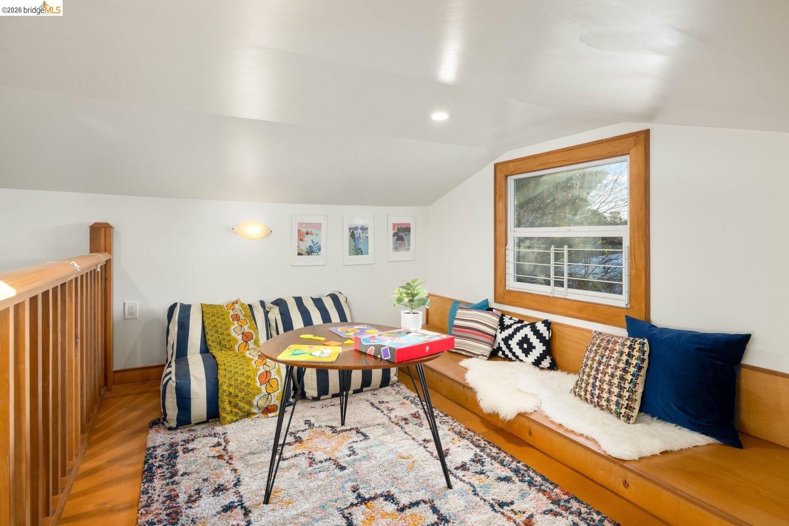 Detail Gallery Image 28 of 42 For 328 Glendale Avenue, Oakland,  CA 94618 - 3 Beds | 3 Baths