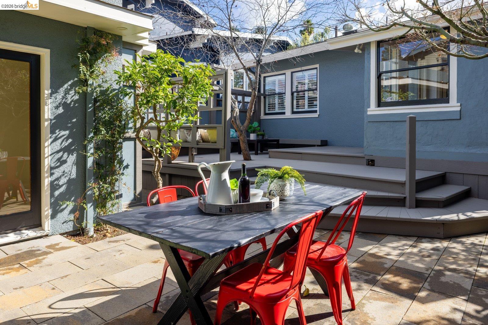 Detail Gallery Image 39 of 42 For 328 Glendale Avenue, Oakland,  CA 94618 - 3 Beds | 3 Baths