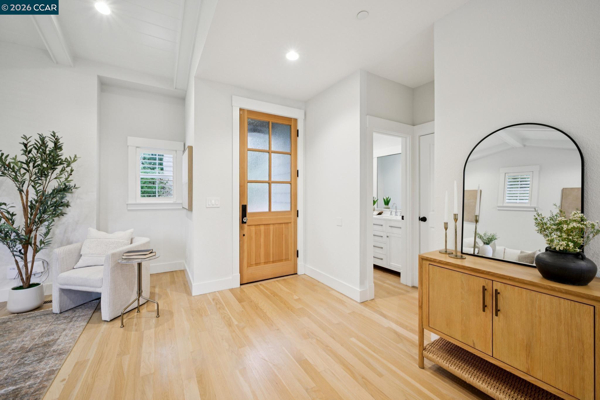 Detail Gallery Image 9 of 56 For 32 Crowley Pl, Walnut Creek,  CA 94597 - 3 Beds | 2/1 Baths