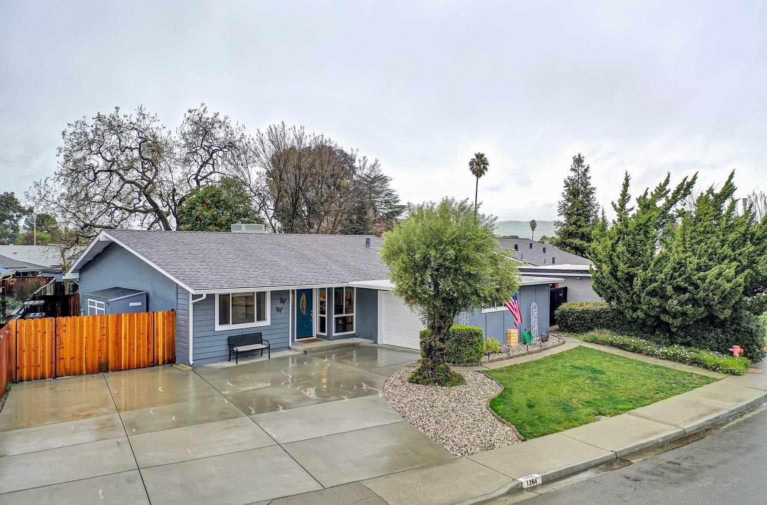 Detail Gallery Image 43 of 49 For 1264 Tulip Way, Livermore,  CA 94551 - 2 Beds | 2 Baths