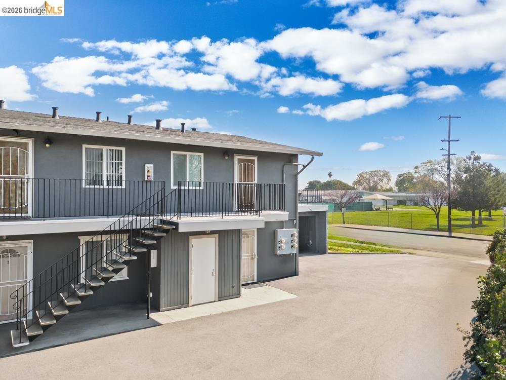 Detail Gallery Image 6 of 18 For 761 Shepherd Ave, Hayward,  CA 94544-4533 - – Beds | – Baths