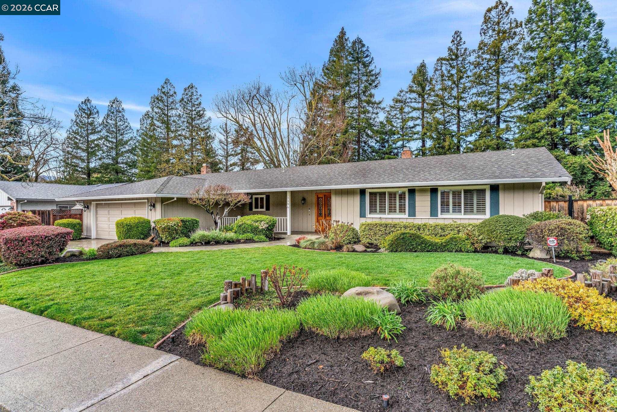 Detail Gallery Image 2 of 43 For 156 Santiago Drive, Danville,  CA 94526-1941 - 4 Beds | 2 Baths