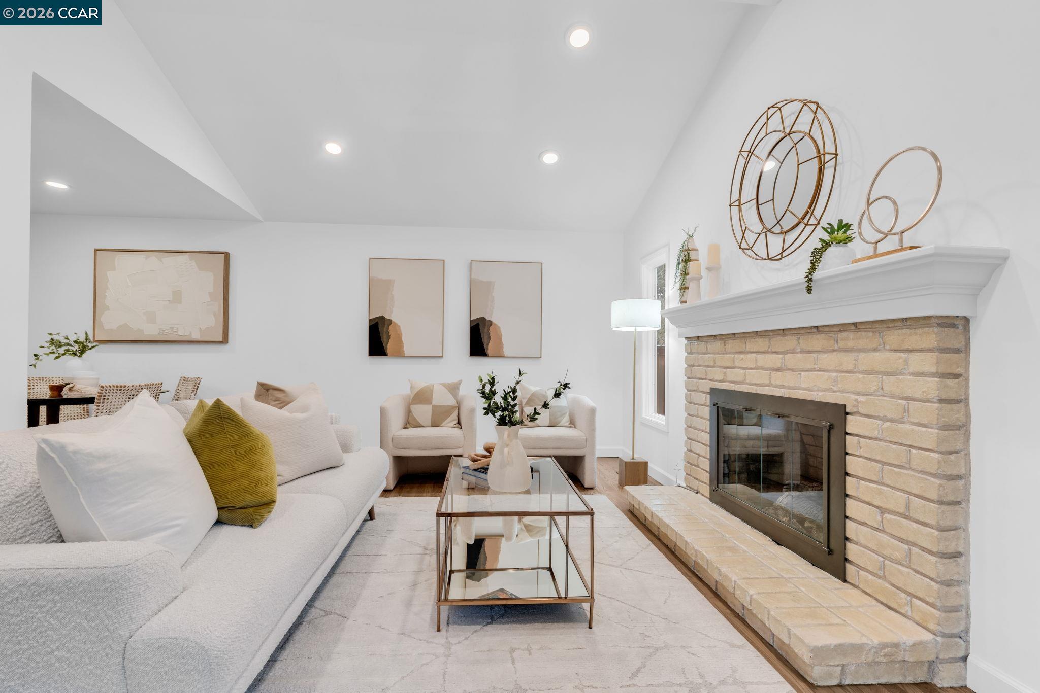 Detail Gallery Image 17 of 43 For 156 Santiago Drive, Danville,  CA 94526-1941 - 4 Beds | 2 Baths