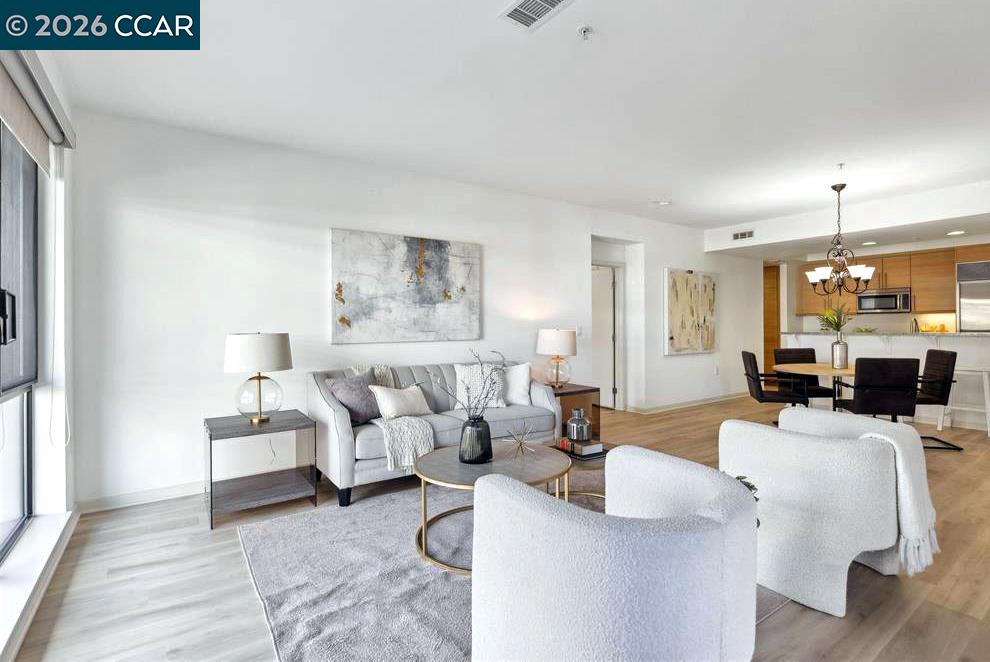 Detail Gallery Image 3 of 42 For 1655 N California Blvd #101,  Walnut Creek,  CA 94596 - 2 Beds | 2 Baths