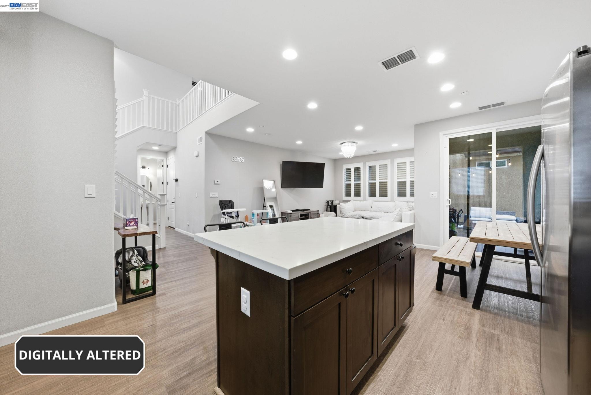 Detail Gallery Image 13 of 46 For 972 Flurry Dr, Livermore,  CA 94550 - 4 Beds | 2/1 Baths