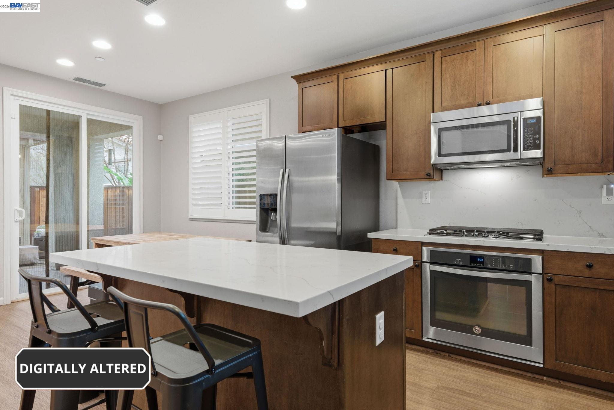 Detail Gallery Image 14 of 46 For 972 Flurry Dr, Livermore,  CA 94550 - 4 Beds | 2/1 Baths