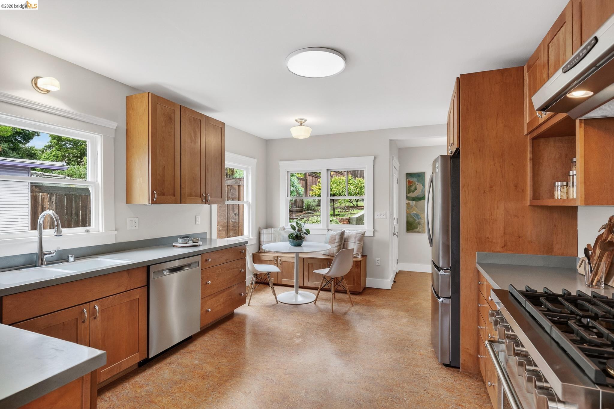 Detail Gallery Image 16 of 49 For 3533 Boston Ave, Oakland,  CA 94602 - 3 Beds | 2 Baths