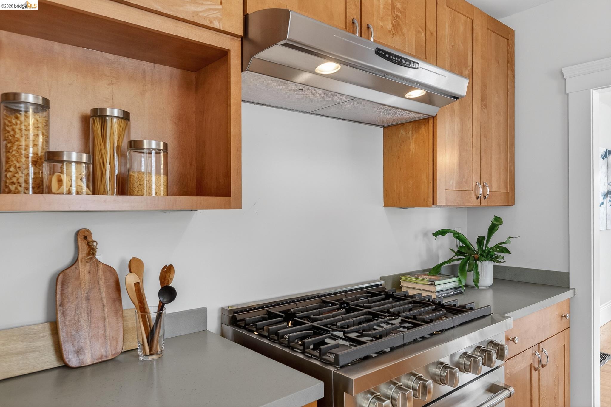 Detail Gallery Image 18 of 49 For 3533 Boston Ave, Oakland,  CA 94602 - 3 Beds | 2 Baths