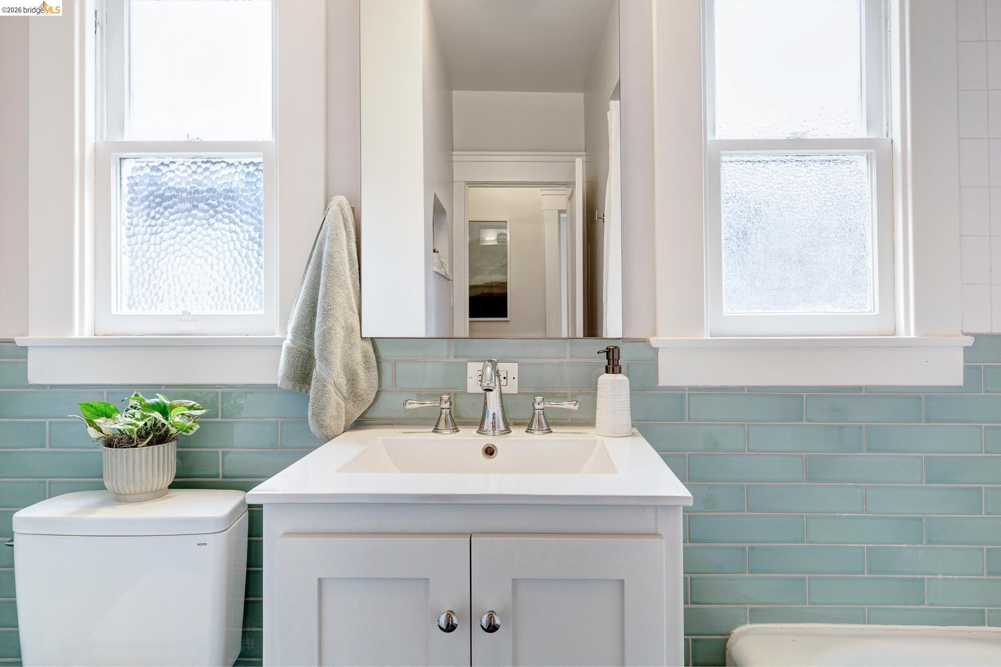 Detail Gallery Image 37 of 49 For 3533 Boston Ave, Oakland,  CA 94602 - 3 Beds | 2 Baths