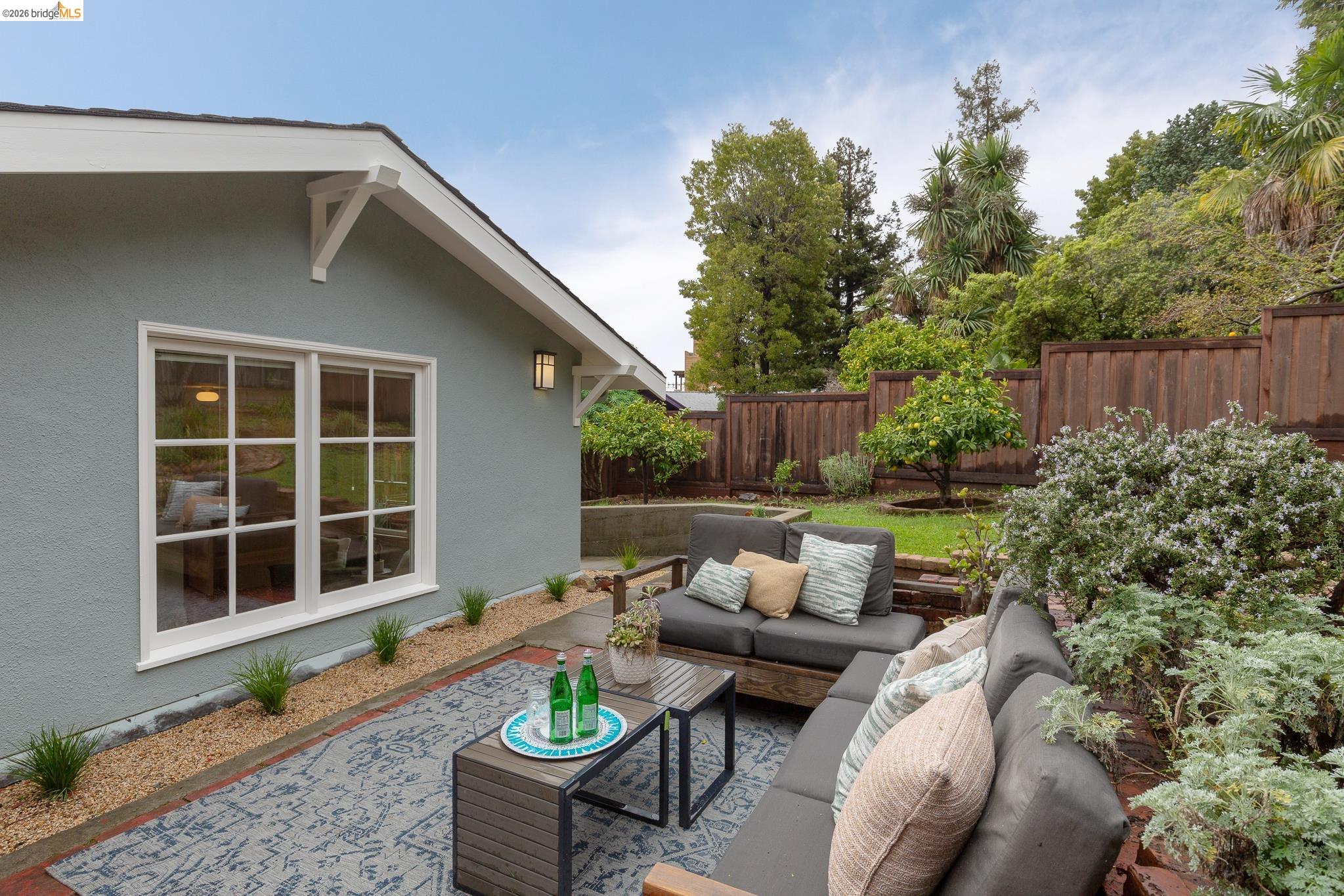 Detail Gallery Image 46 of 49 For 3533 Boston Ave, Oakland,  CA 94602 - 3 Beds | 2 Baths