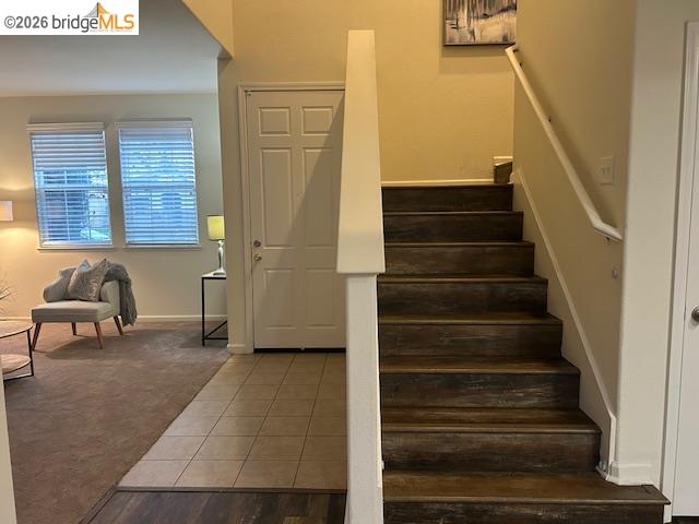 Detail Gallery Image 4 of 33 For 2242 Middlebury Way, Stockton,  CA 95212 - 4 Beds | 2/1 Baths