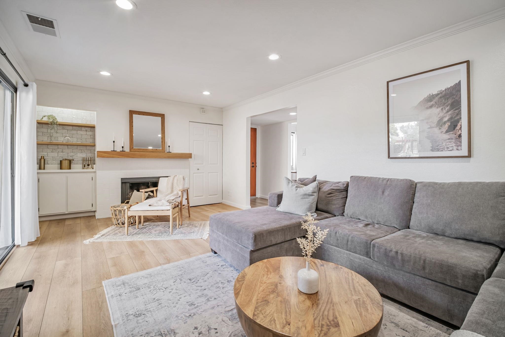 Photo #7: 41124457 Listing: Photo #7