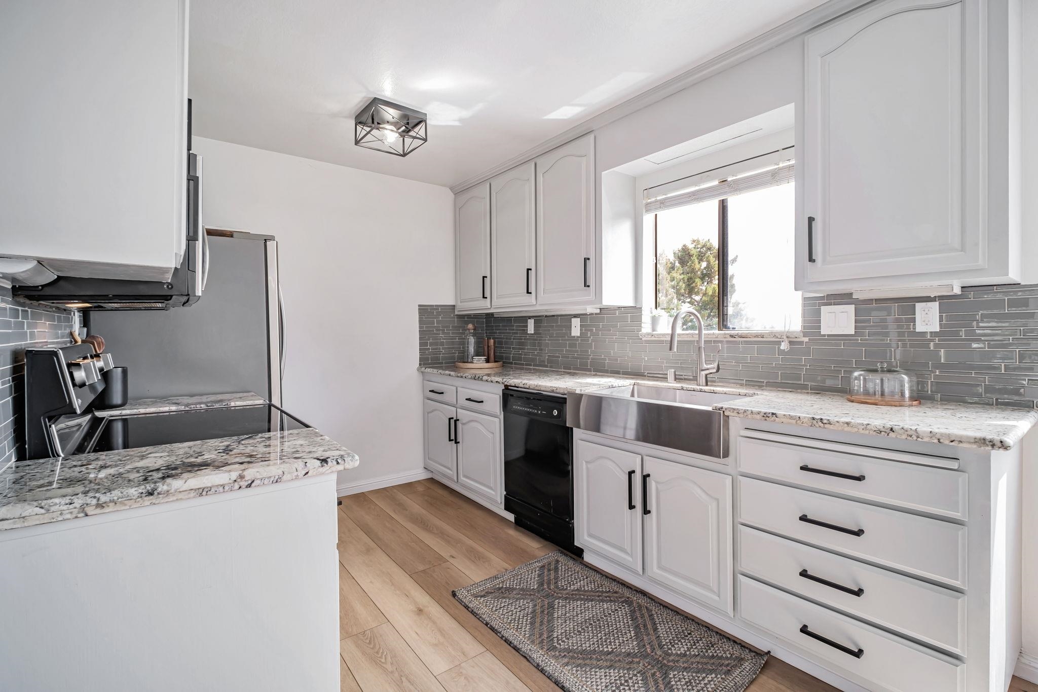 Photo #8: 41124457 Listing: Photo #8